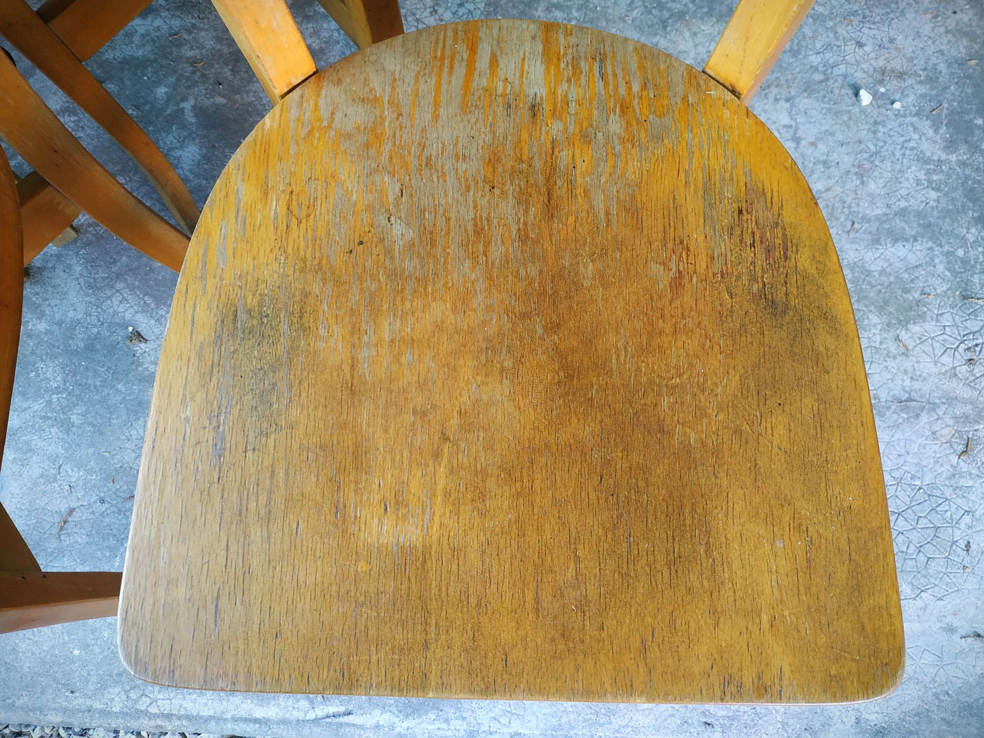 Série de six chaises bistrot Luterma