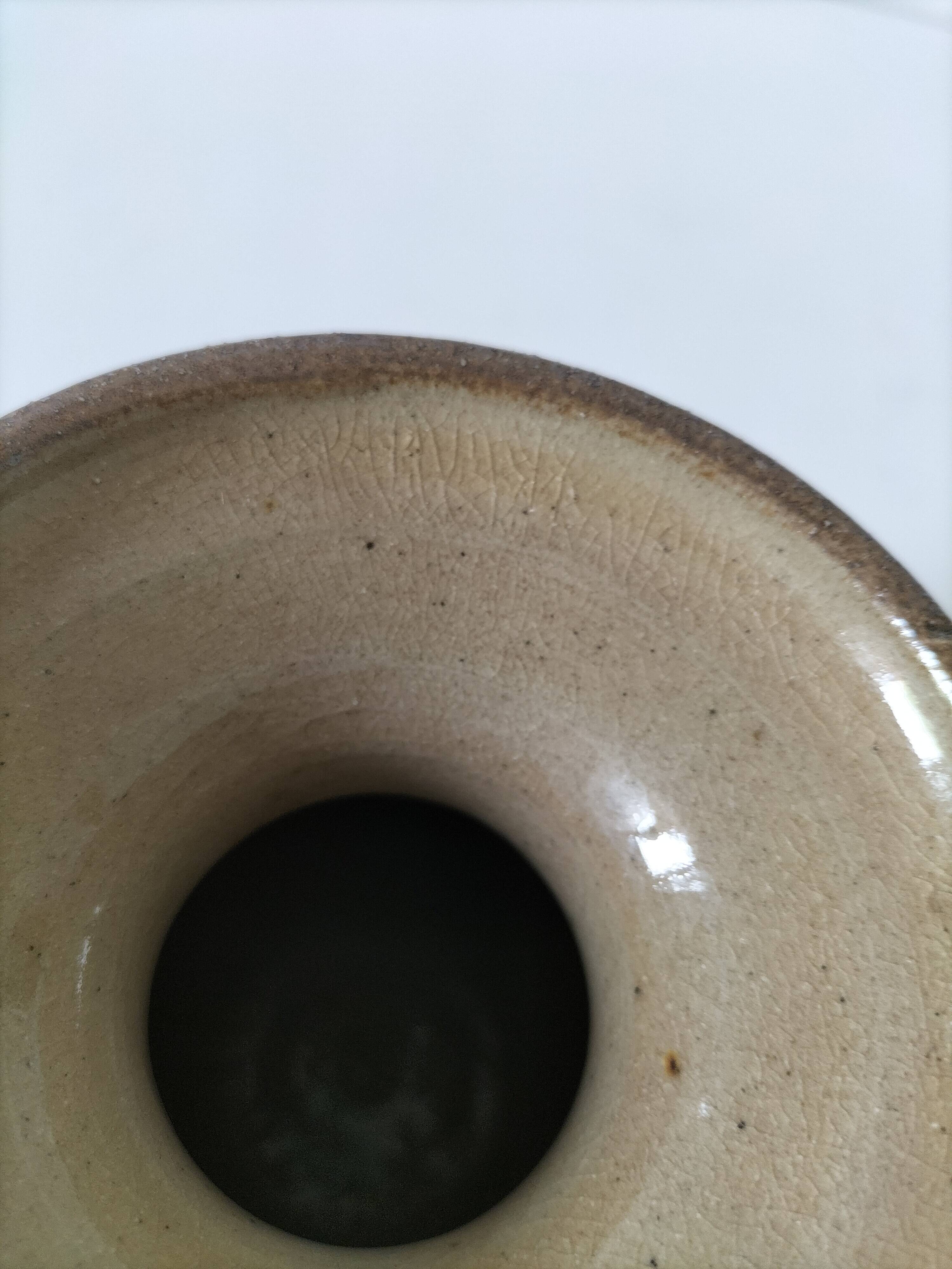 Vase en grès fait main – Poterie des Mottes