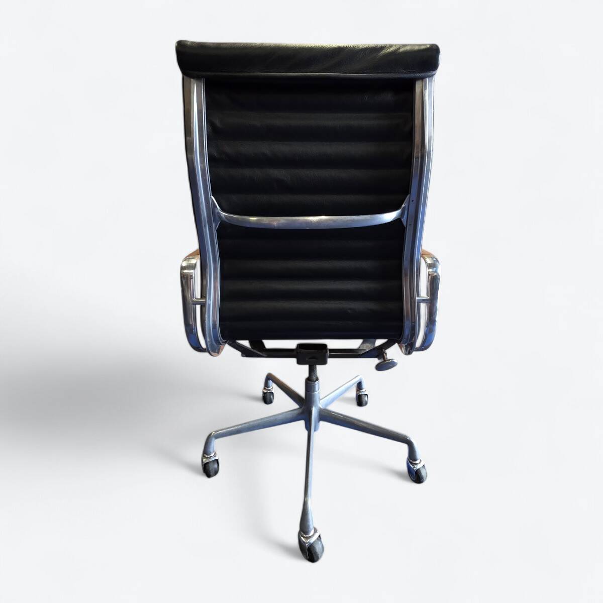 Black Herman Miller Original Eames EA337 High Back Office Chair Castor base