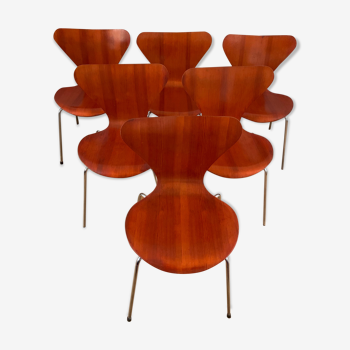 Model 3107 chairs by Arne Jacobsen for Fritz Hanse Denmark 1978 teak/cherry