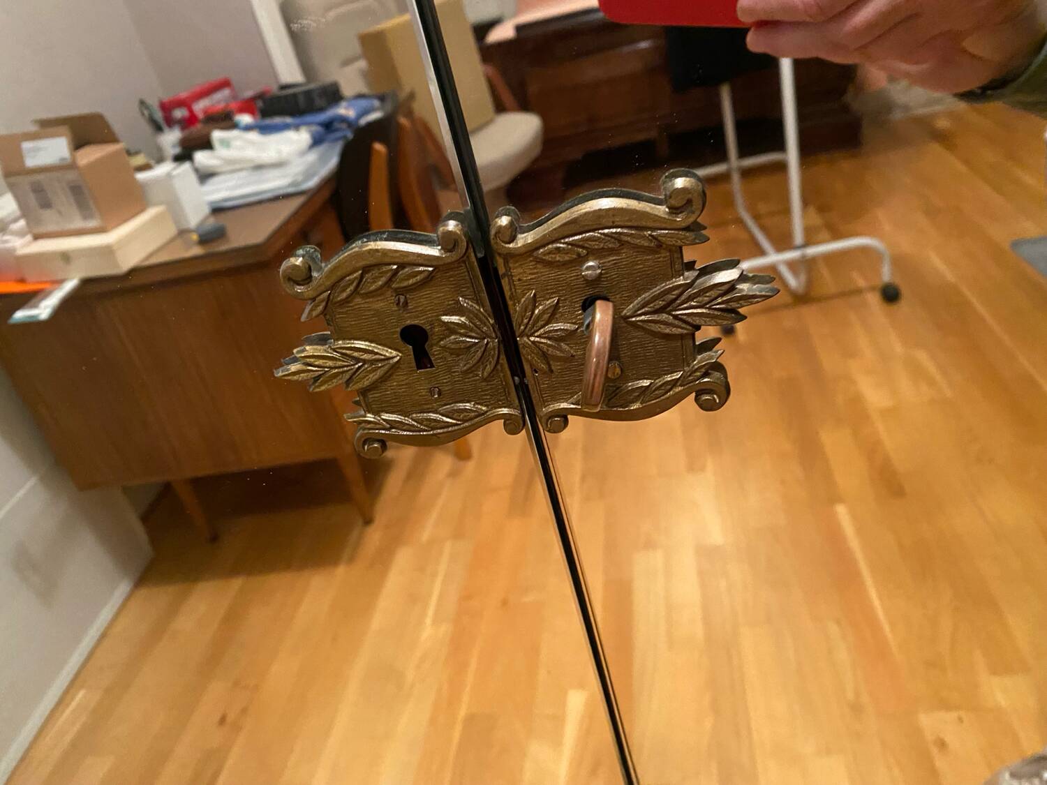 Art Deco bedroom set in walnut burl and marble