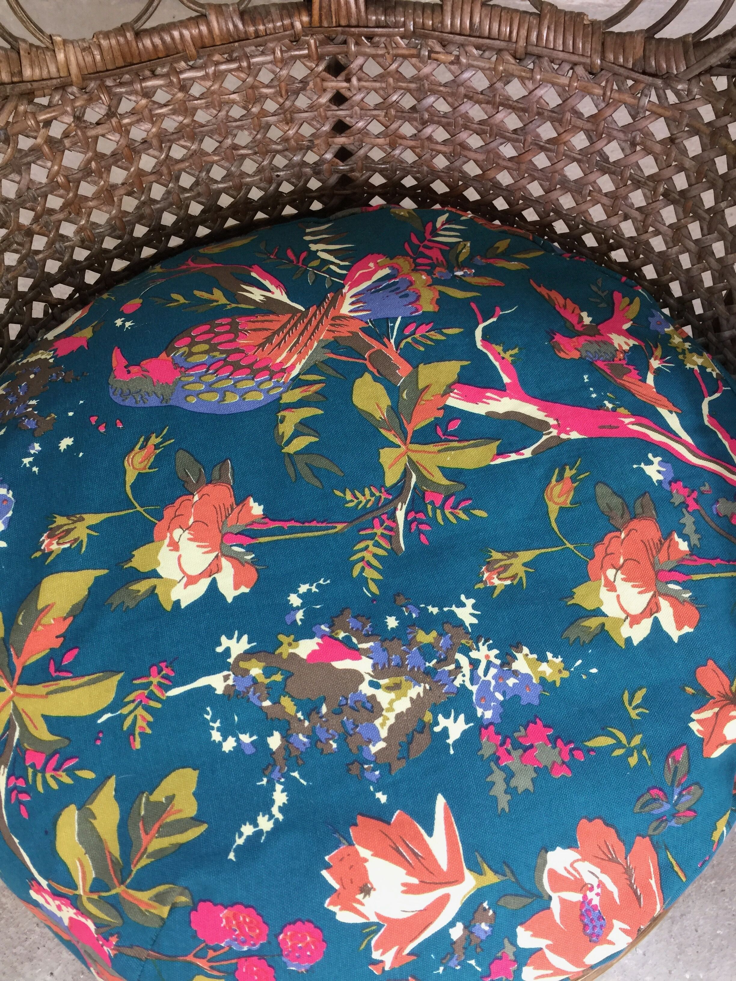 "Emmanuelle" type chair in rattan and wicker 70s