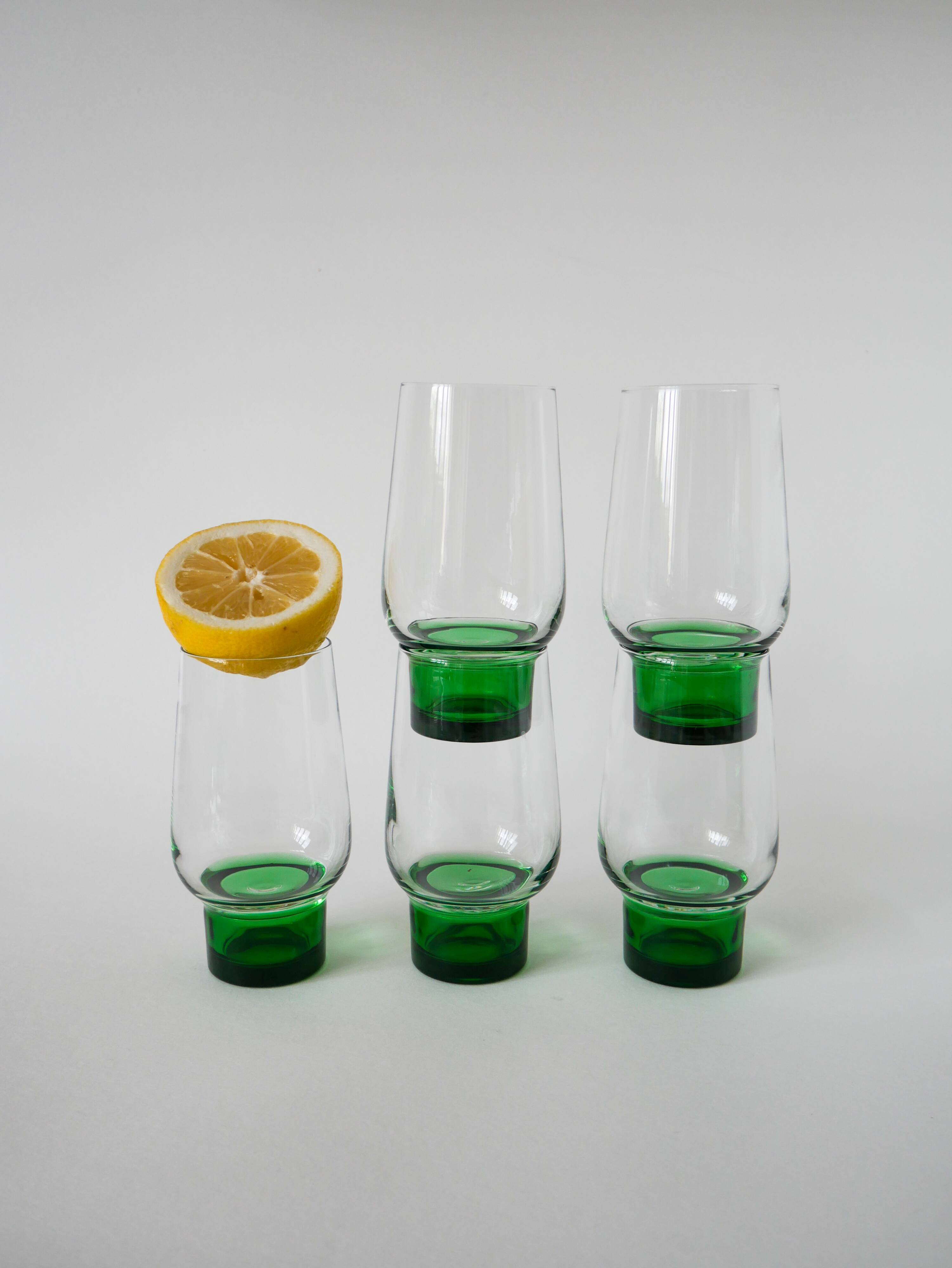 Set of 5 Long Drink Design glasses with green legs, 1970