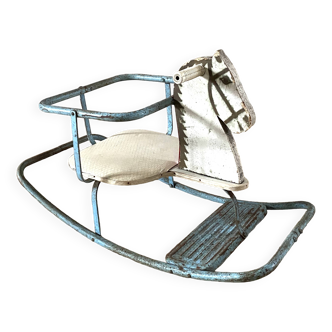 Cheval à bascule vintage