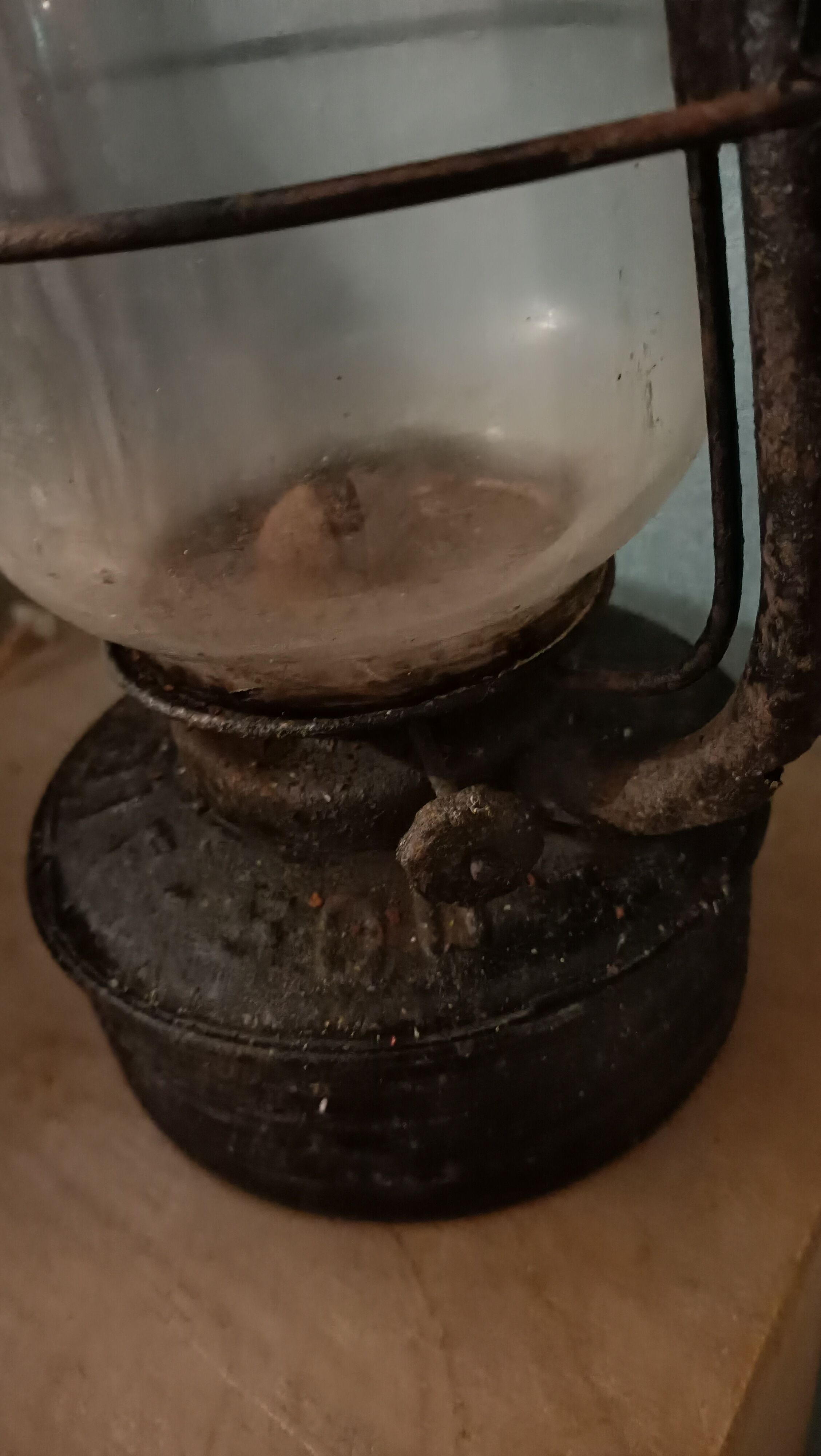 Old SIF kerosene lamp