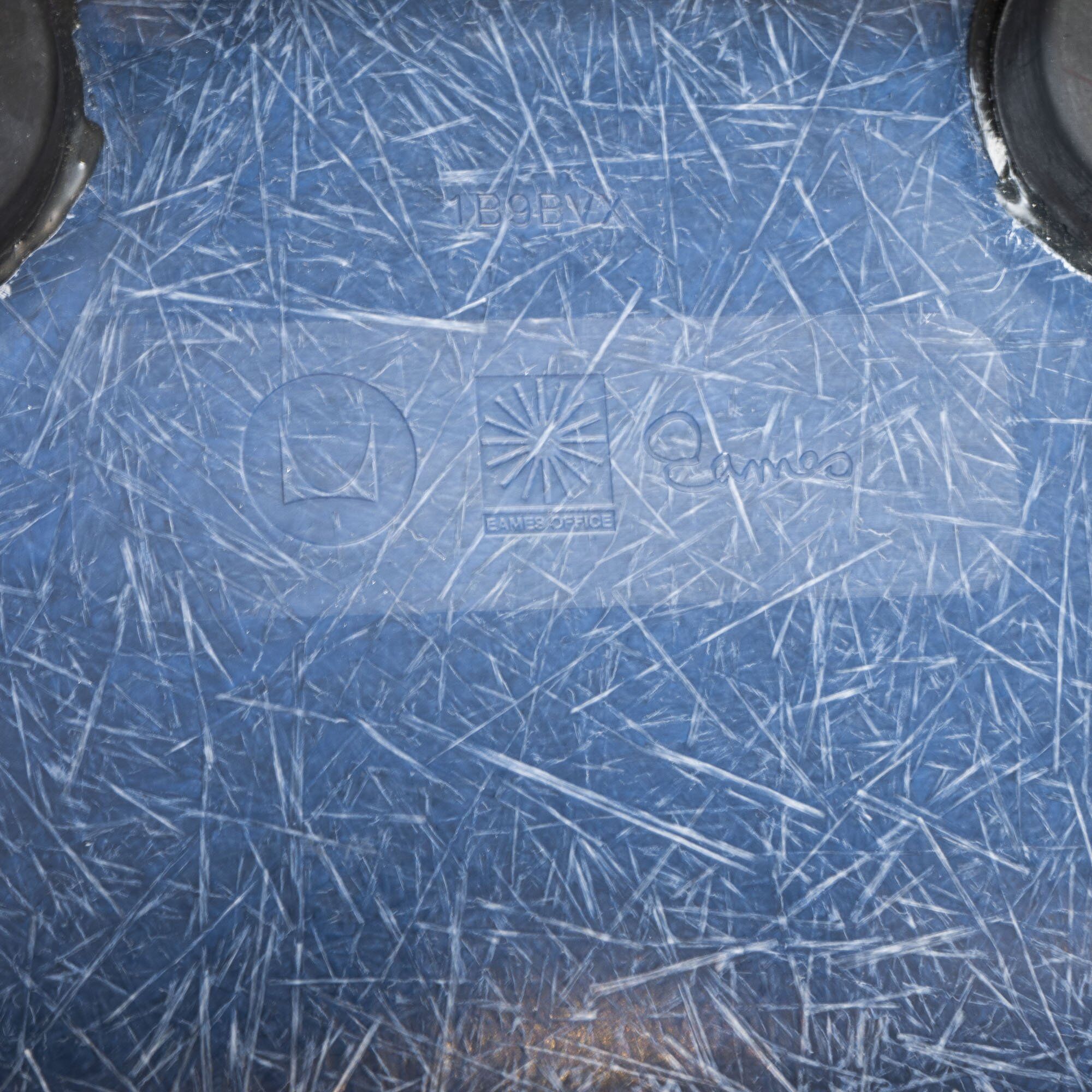 Rocking chair RAR Navy Blue by Charles & Ray Eames - Herman Miller-1970