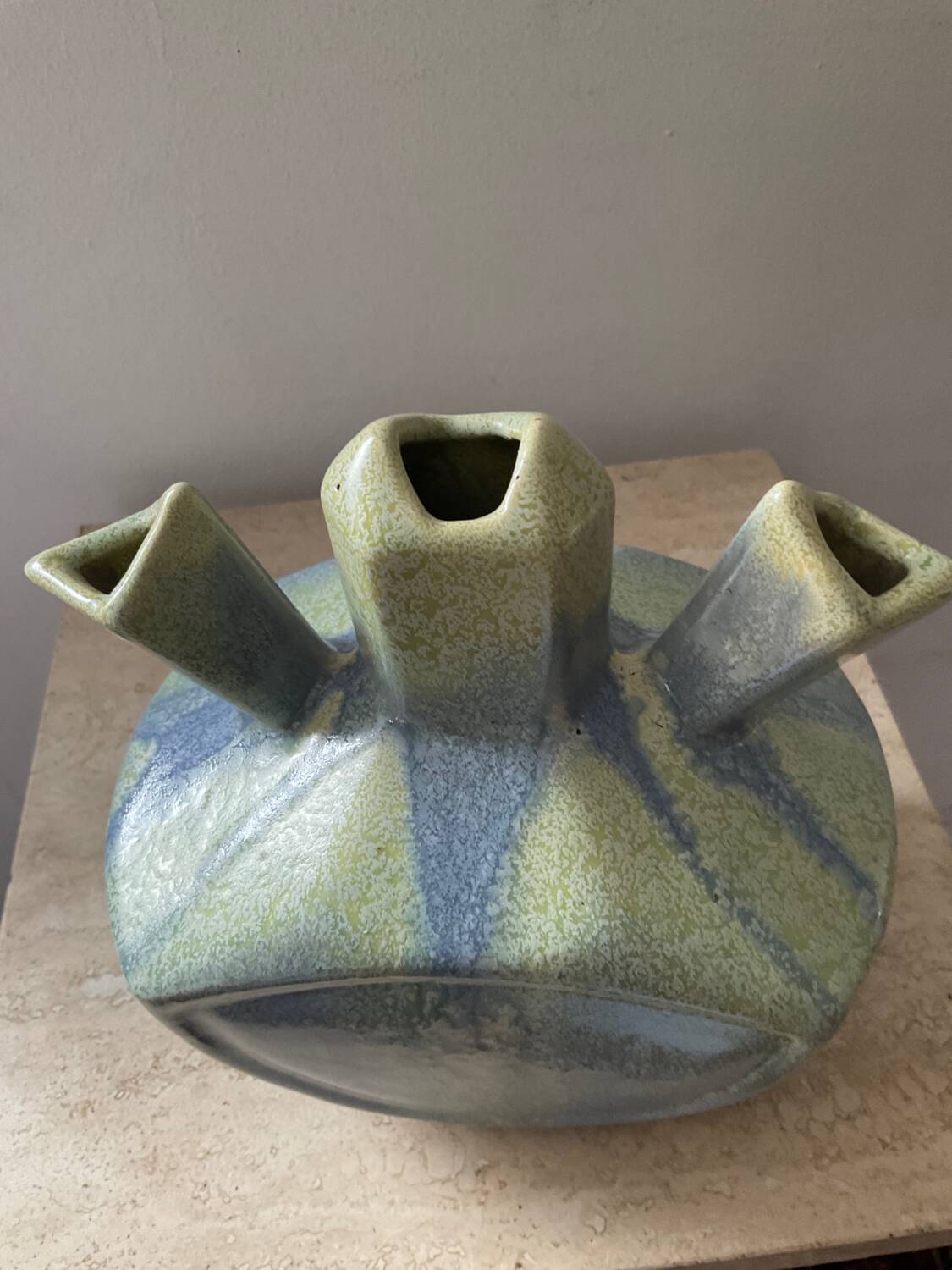 Art Deco vase in glazed ceramic