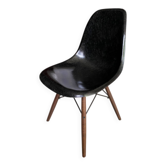DSW chair black fiber black dowel walnut eames herman miller vintage 1950