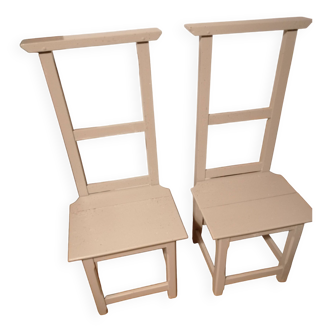 Anciennes chaises d'église