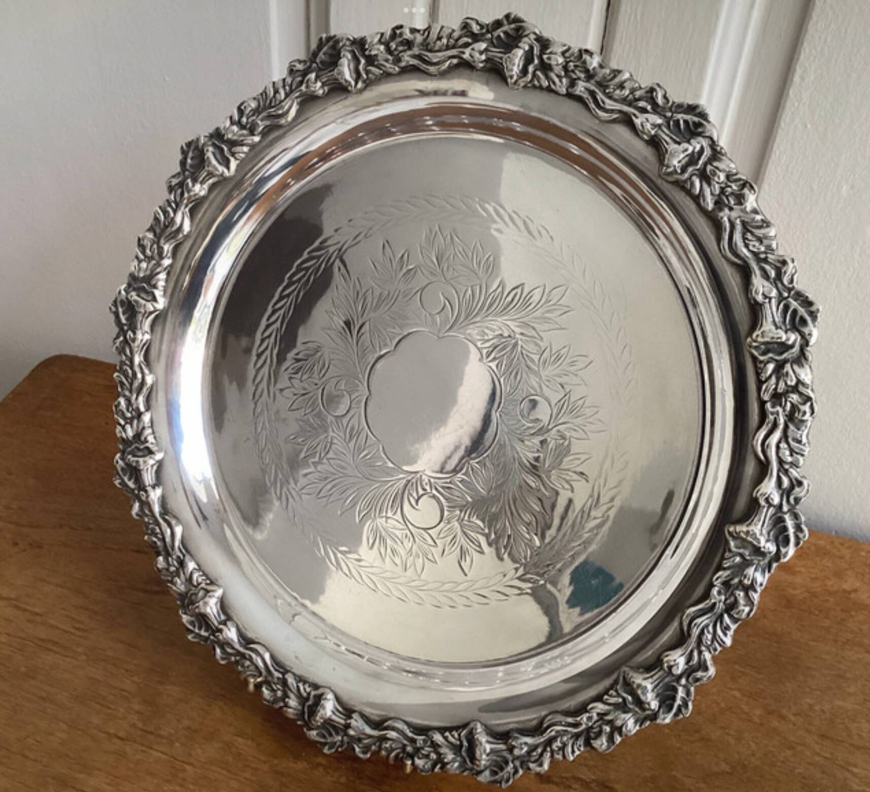 Silver-plated tripod serving dish