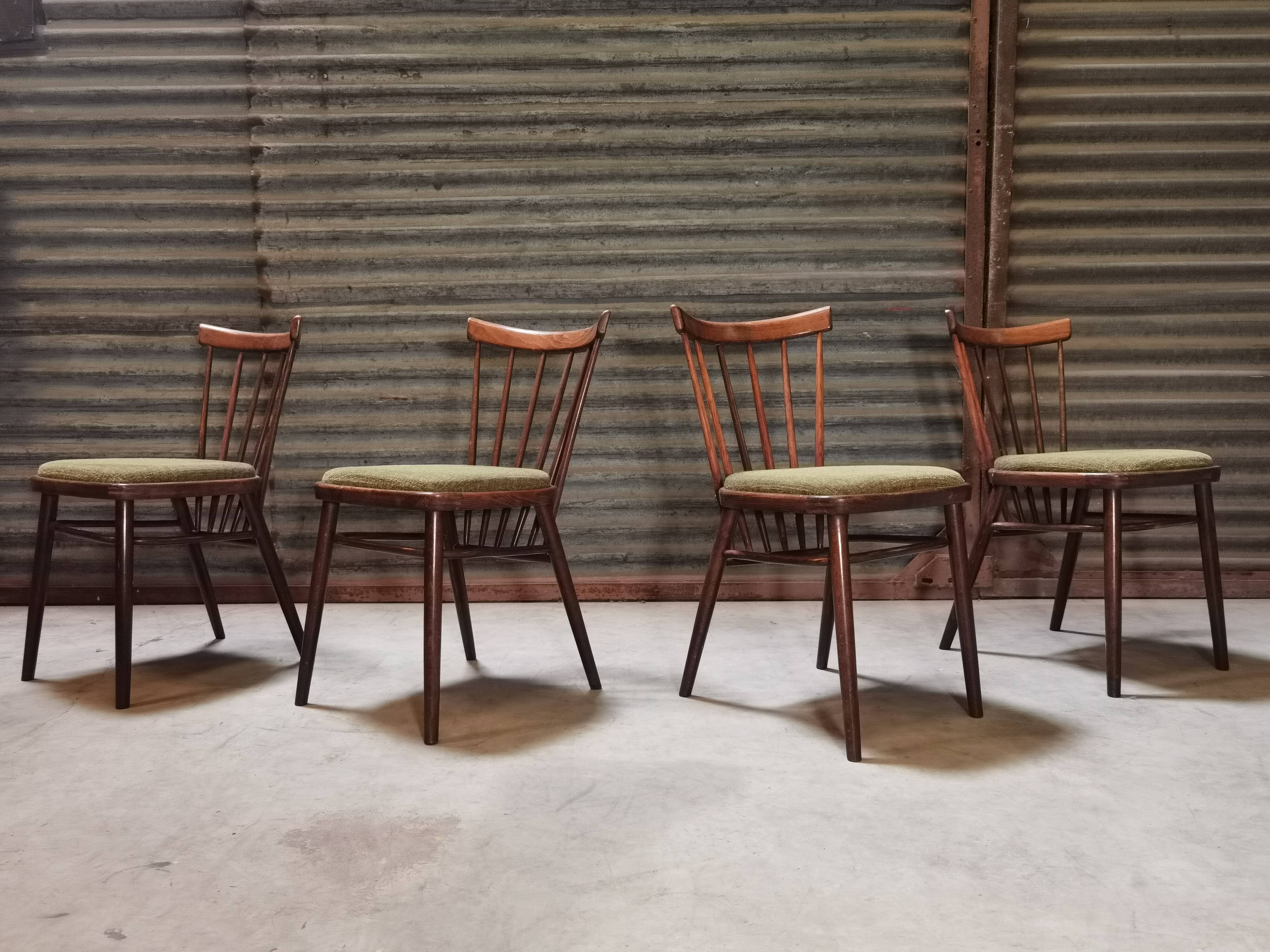 Suite de 4 chaises Antonin Suman pour Tatra Nabytok 1960