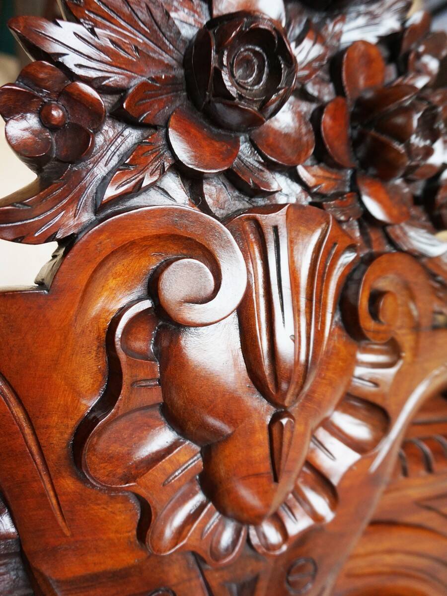 Antique Baroque Wall Mirror in Carved Mahogany