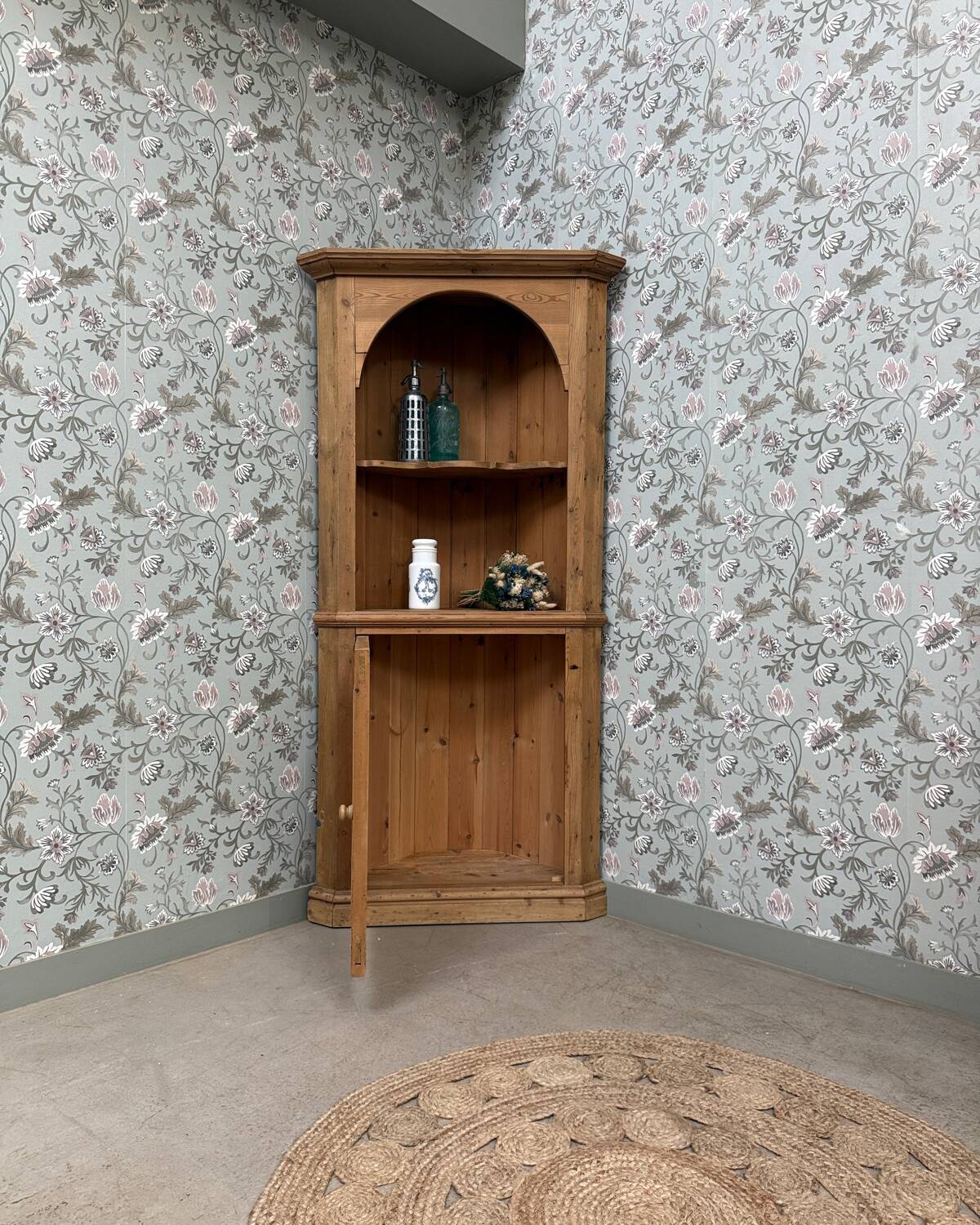 Vintage corner cabinet / pine corner cabinet