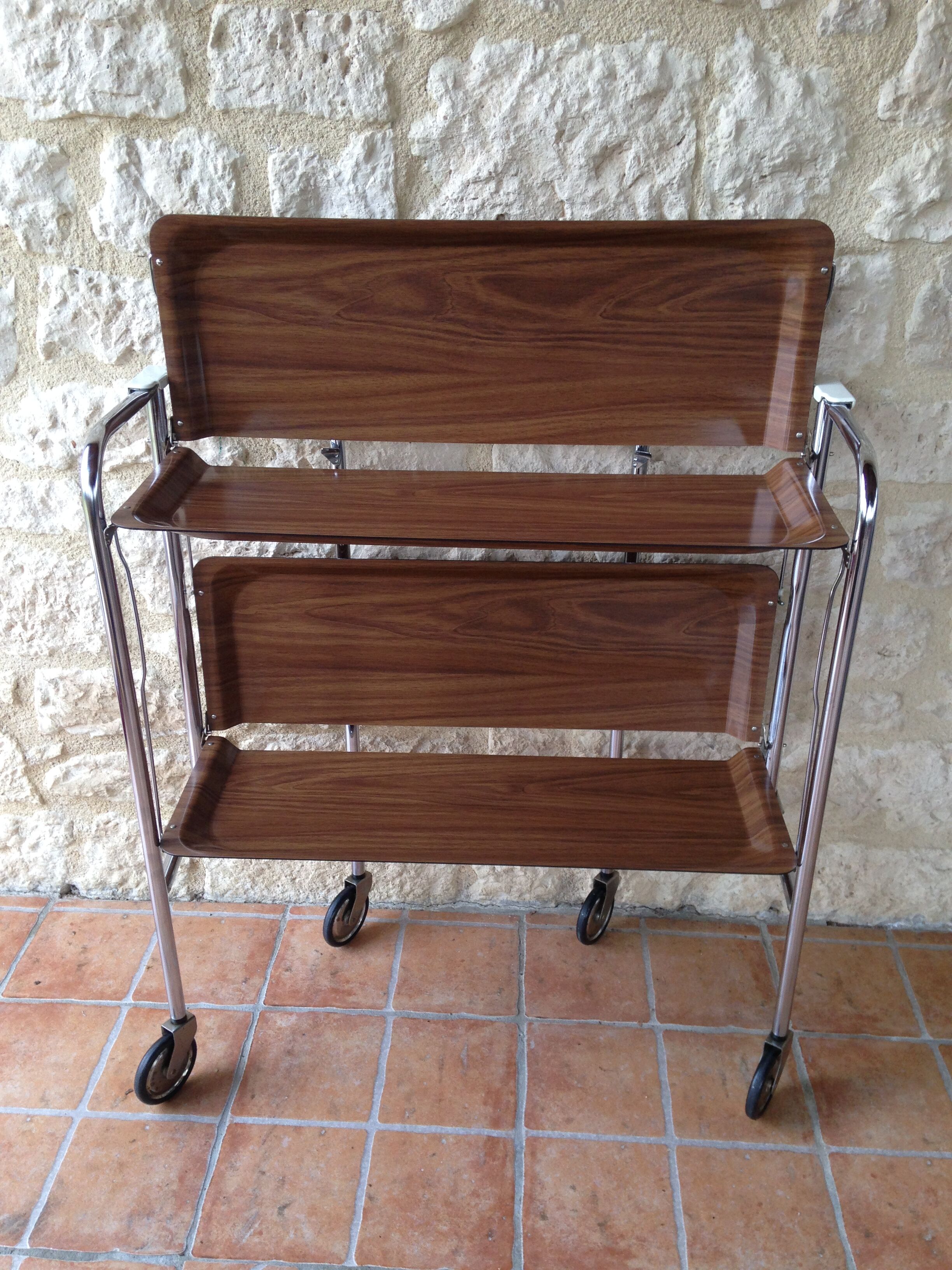 Serving table in formica 60/70