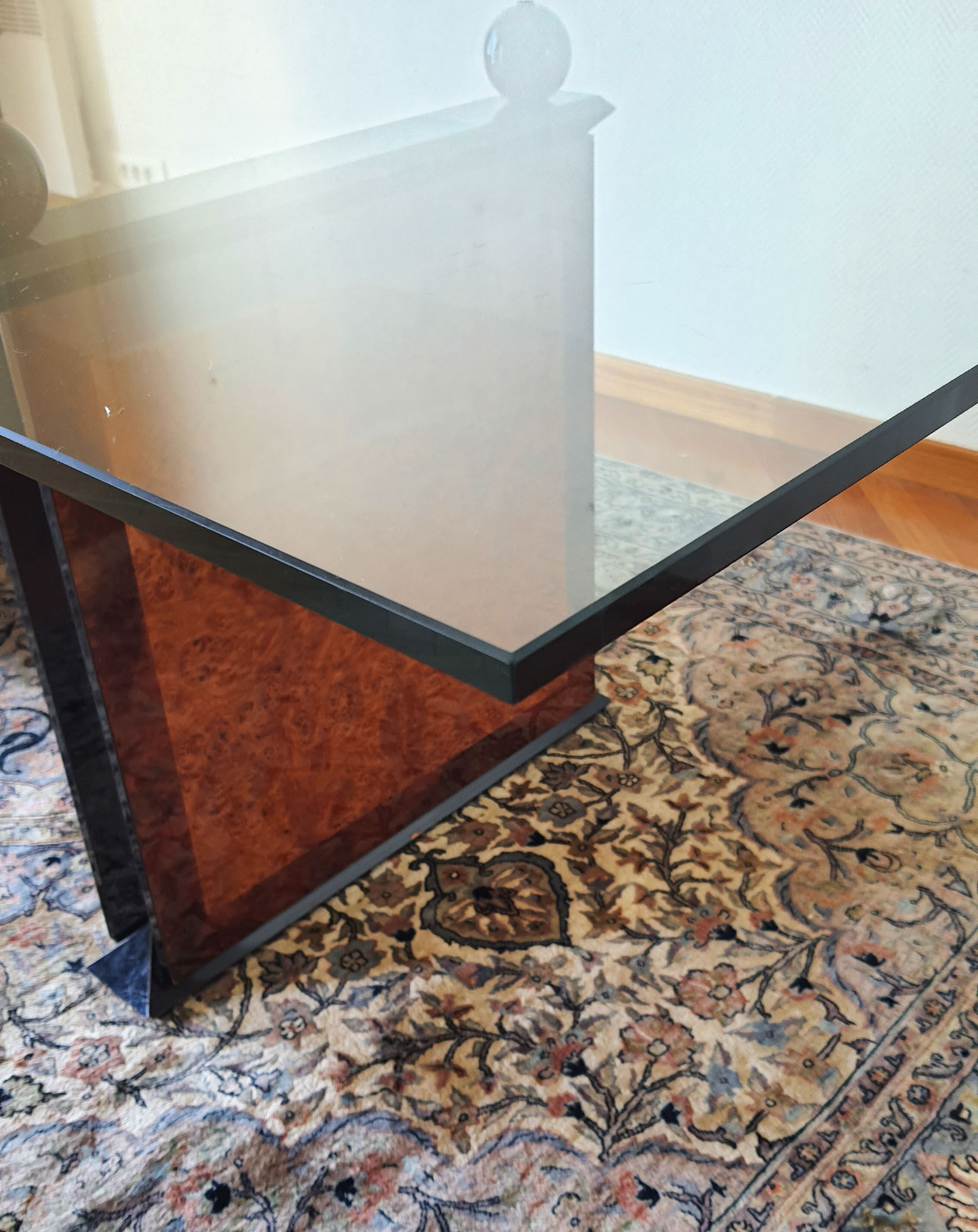 Contemporary glass dining table 240 cm 8 pers.