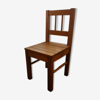 Chaise en bois enfant