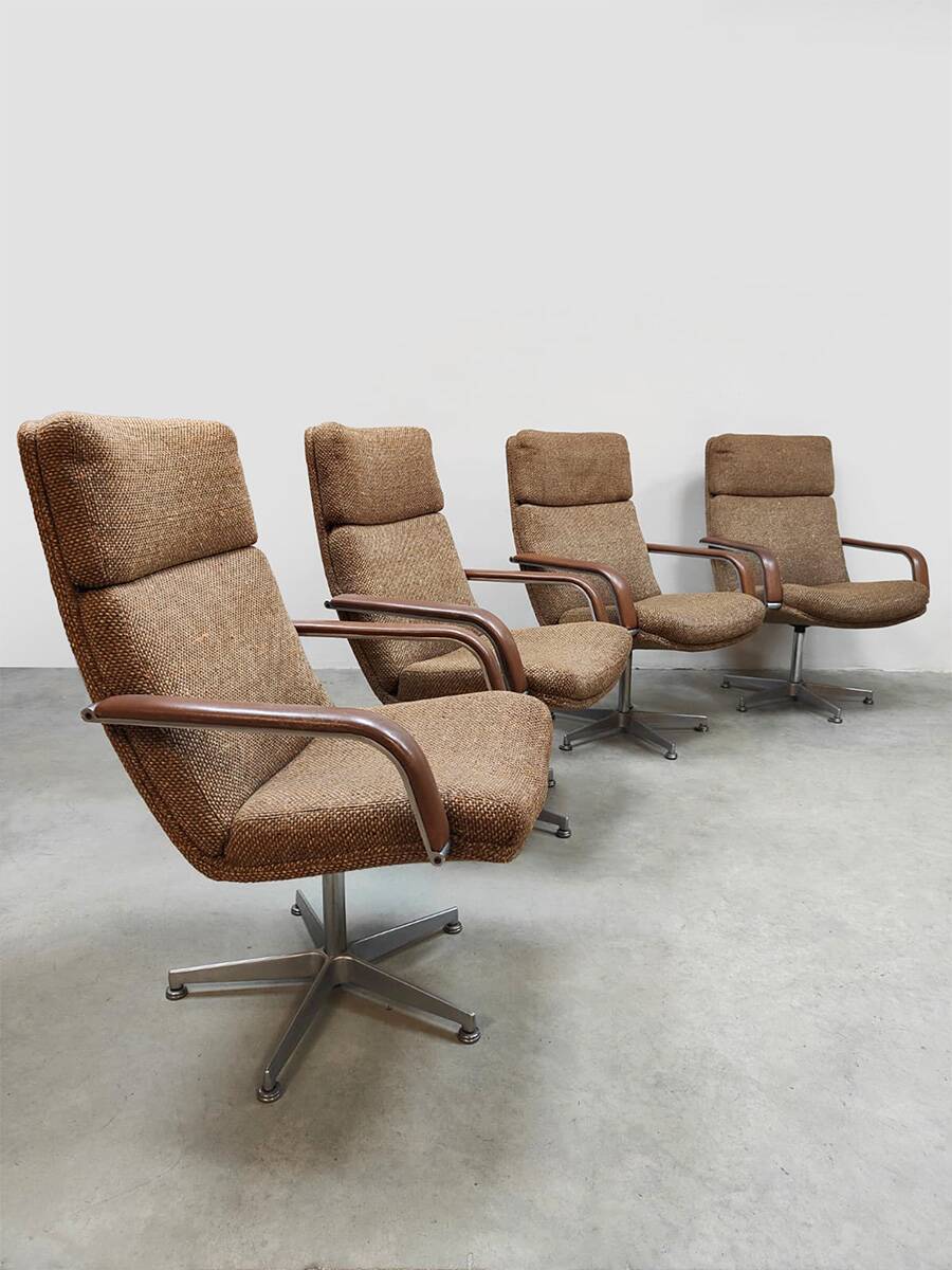 Dutch vintage design channel desk chair Artifort Geoffrey Harcourt