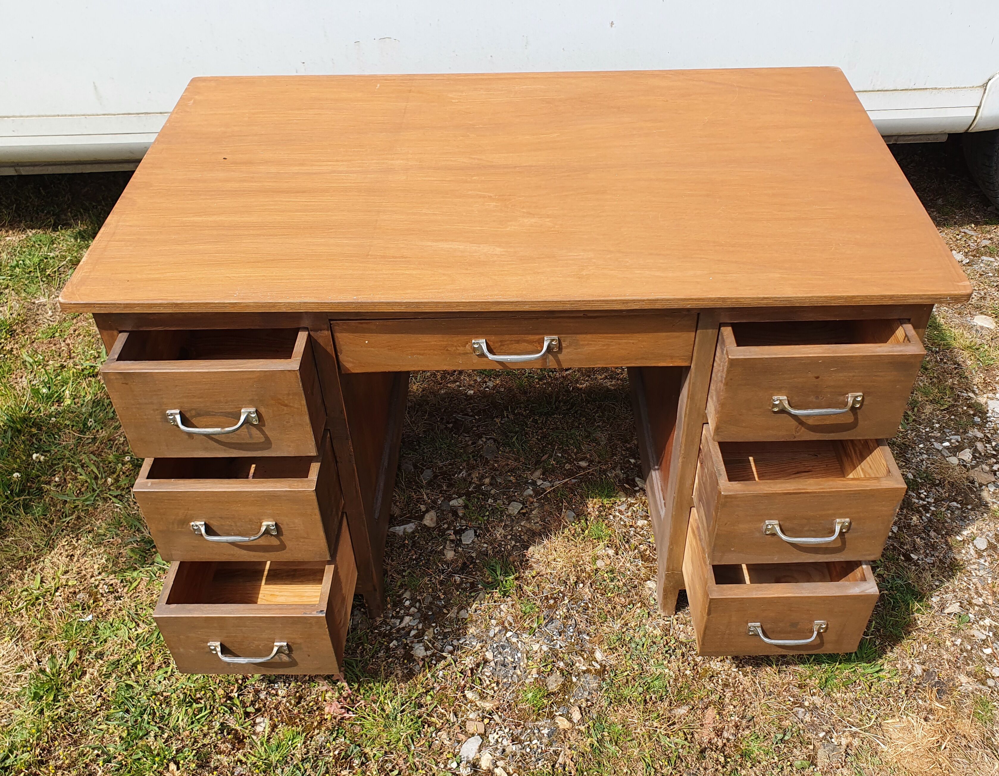 Vintage desk with 7 drawers aluminum handles