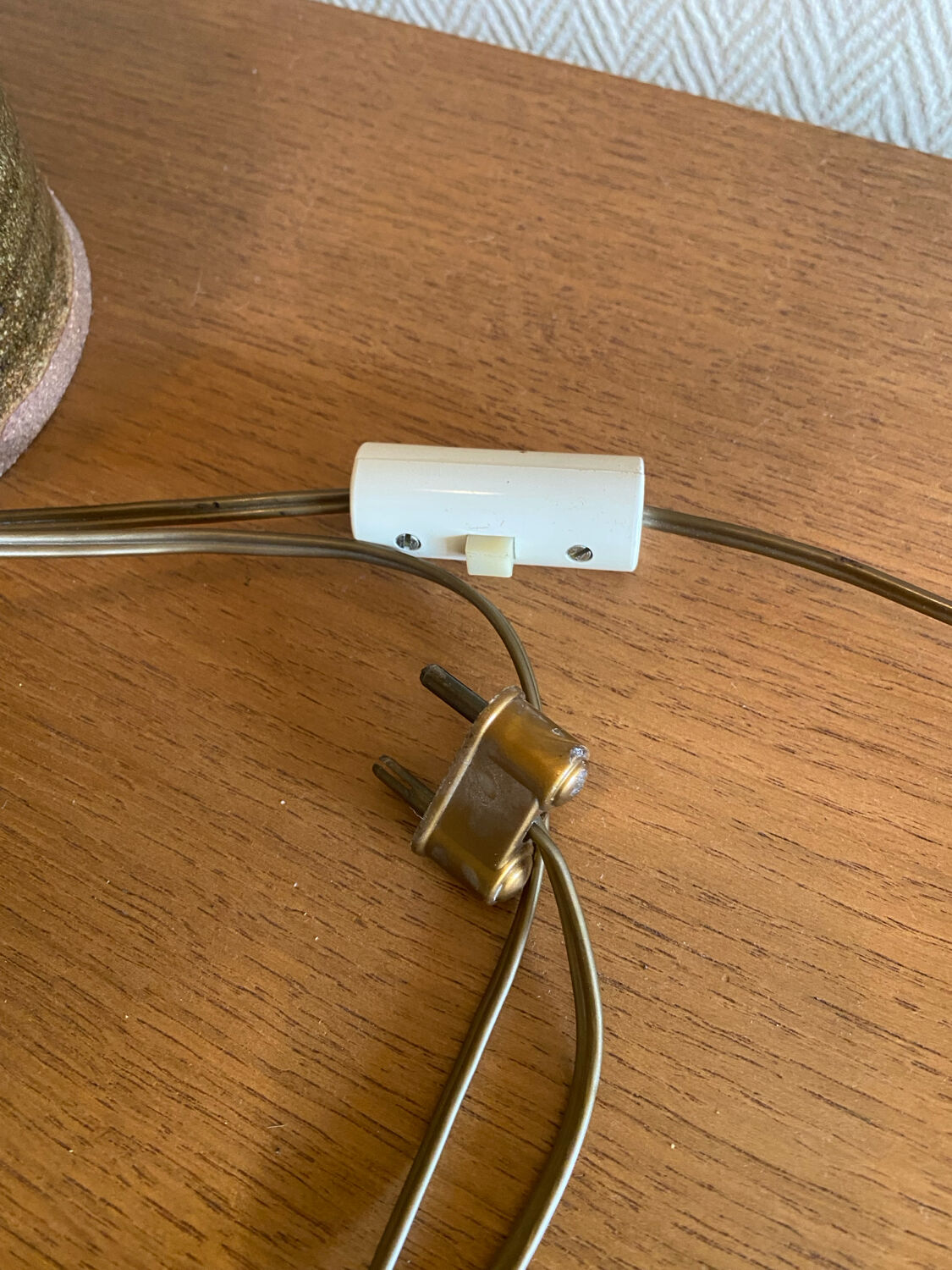 Large 60s lamp in stoneware and wool