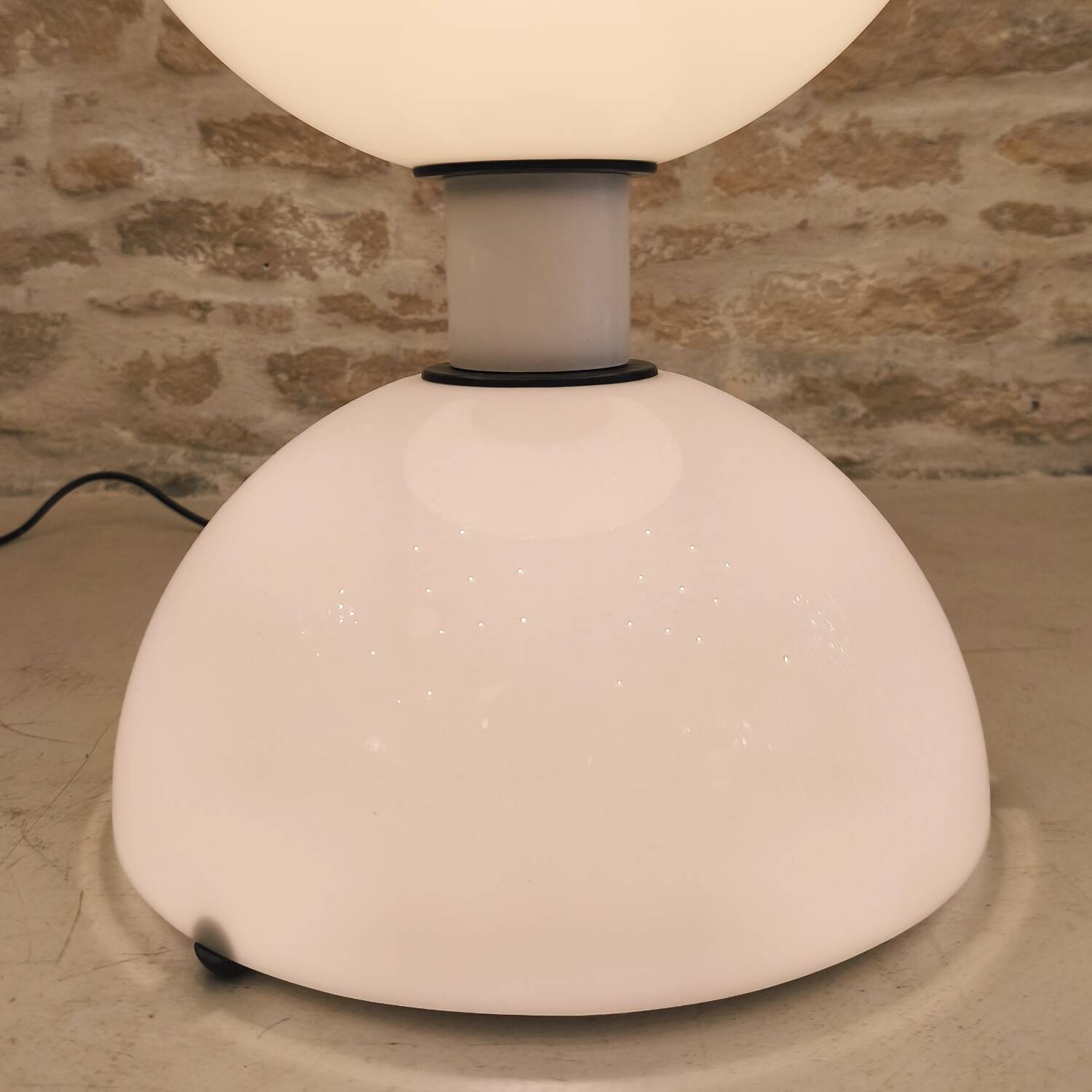 Diabolo sun lamp, design by Gigi & Pepe Tanzi for Dalca Italia, 1970.