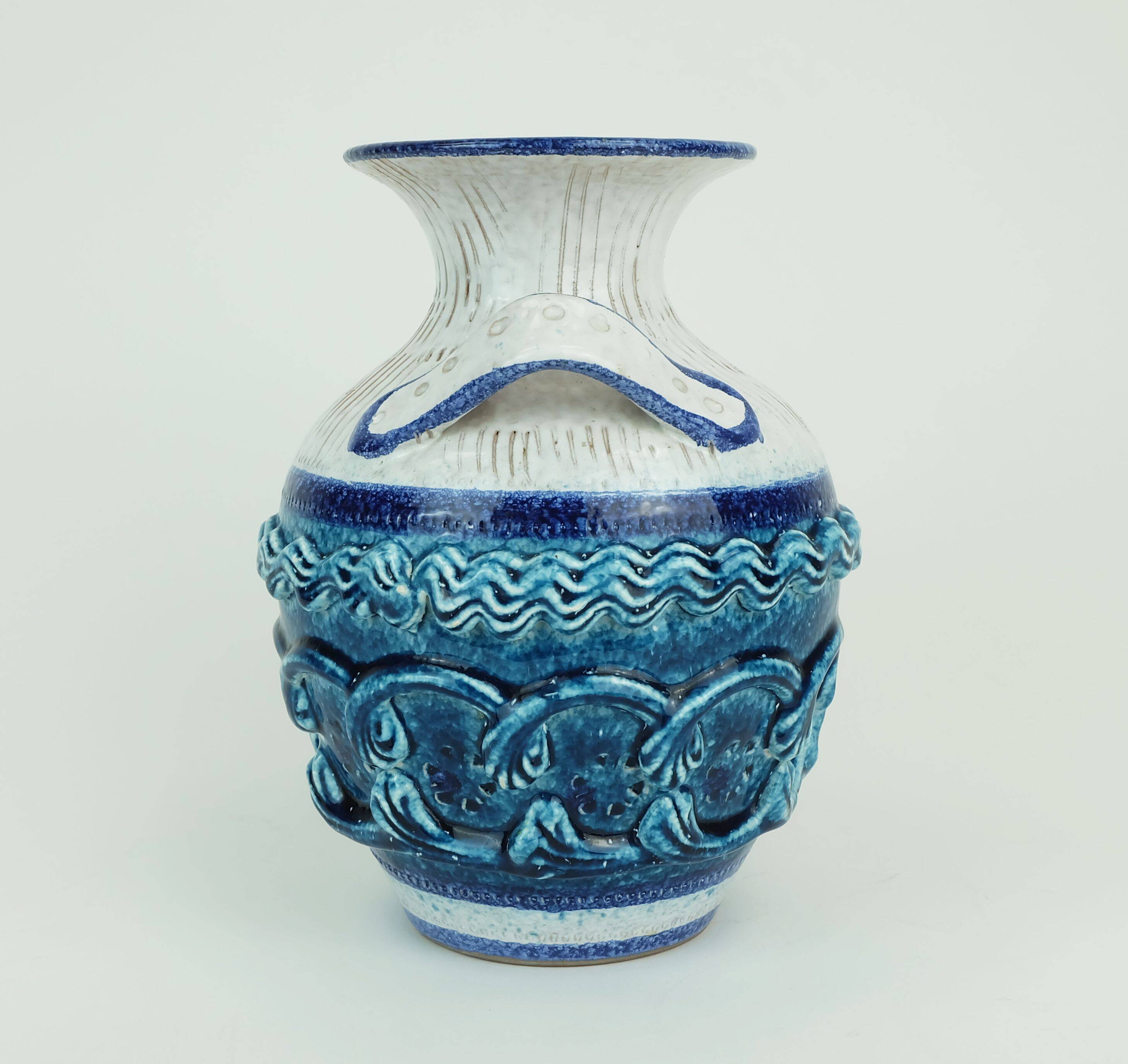 italian mid century VASE nuovo rinascimento relief decor white blue turquoise