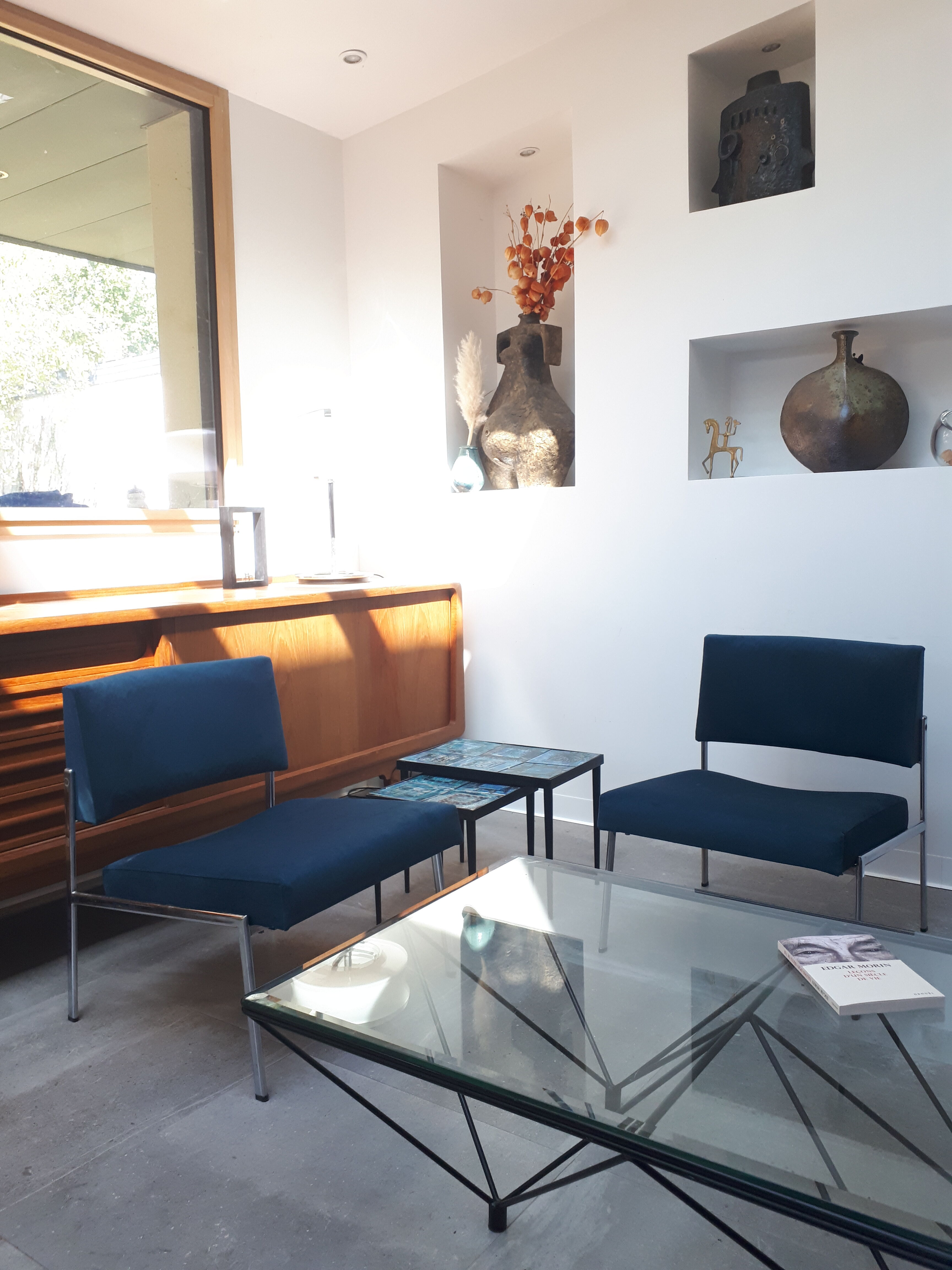 Pair of chairs from the 70s