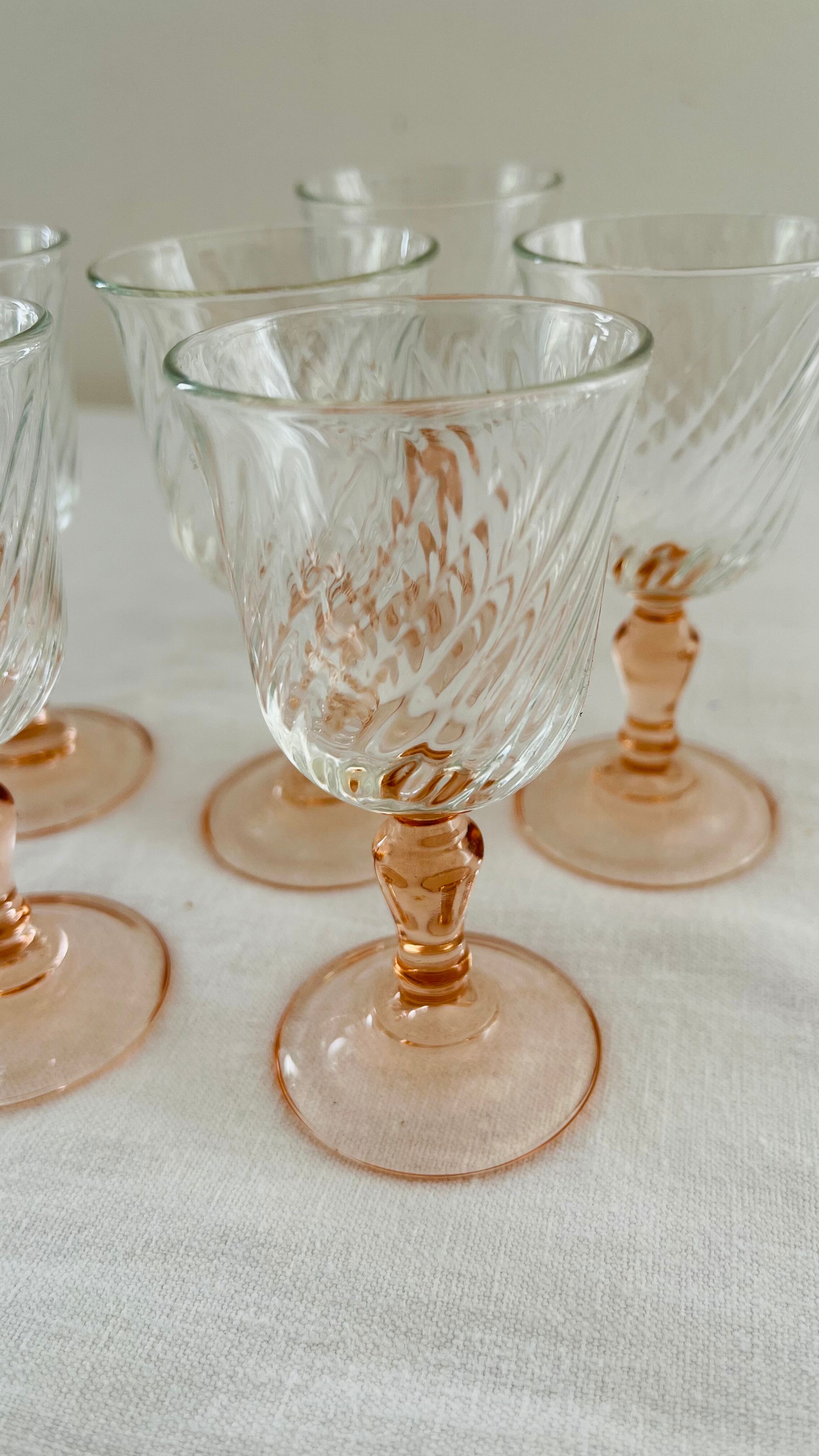 Set of 6 luminarc pink wine glass