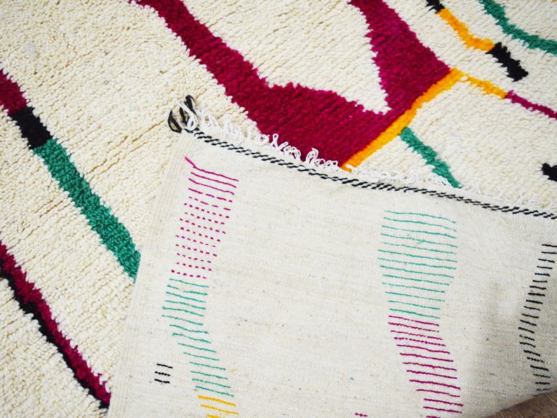 Handmade moroccan berber carpet 168 x 133 cm