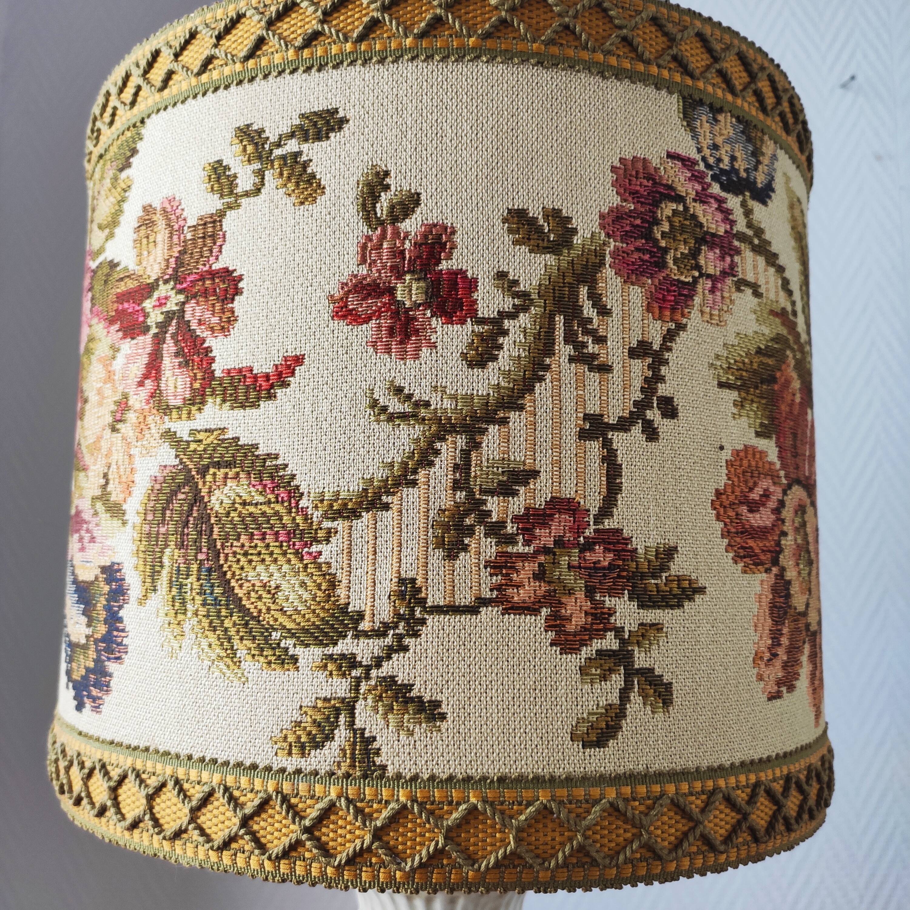 Italian Capodimonte porcelain lamp