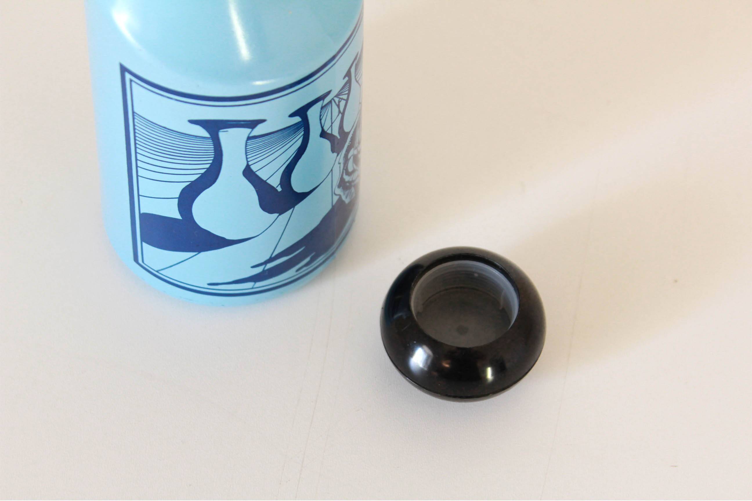 Bouteille vintage, Salvador Dali pour Rosso Antico Ltd, Italie années 1970, ensemble de trois