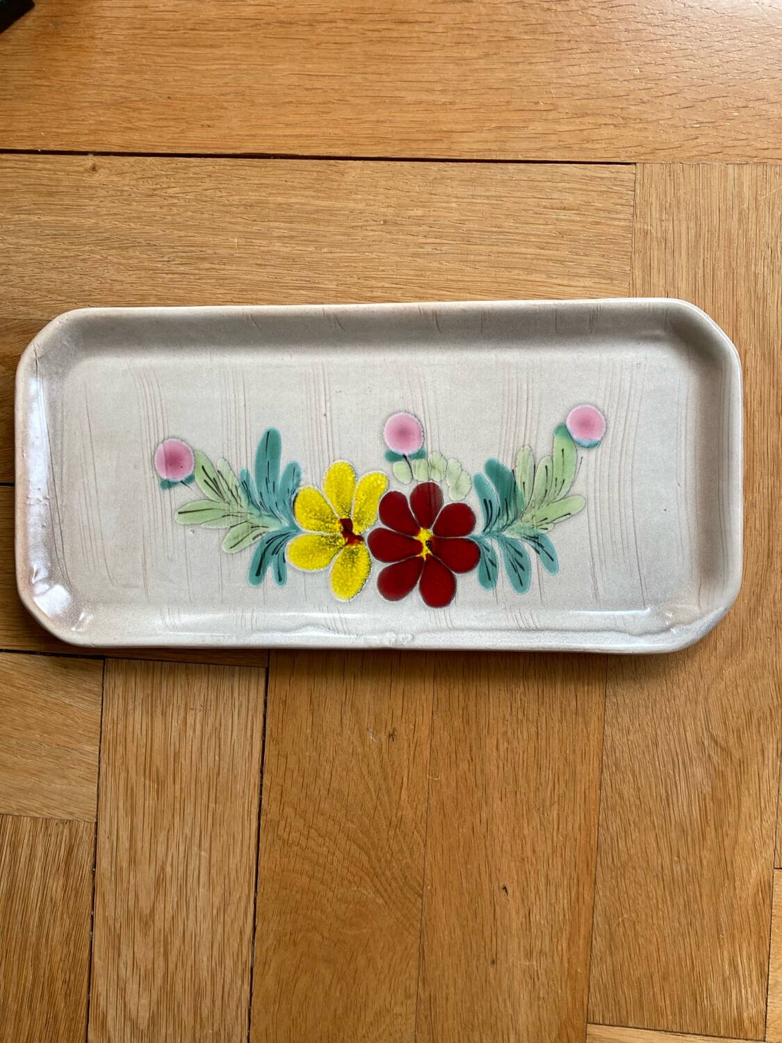 Poet Laval flower cake dish