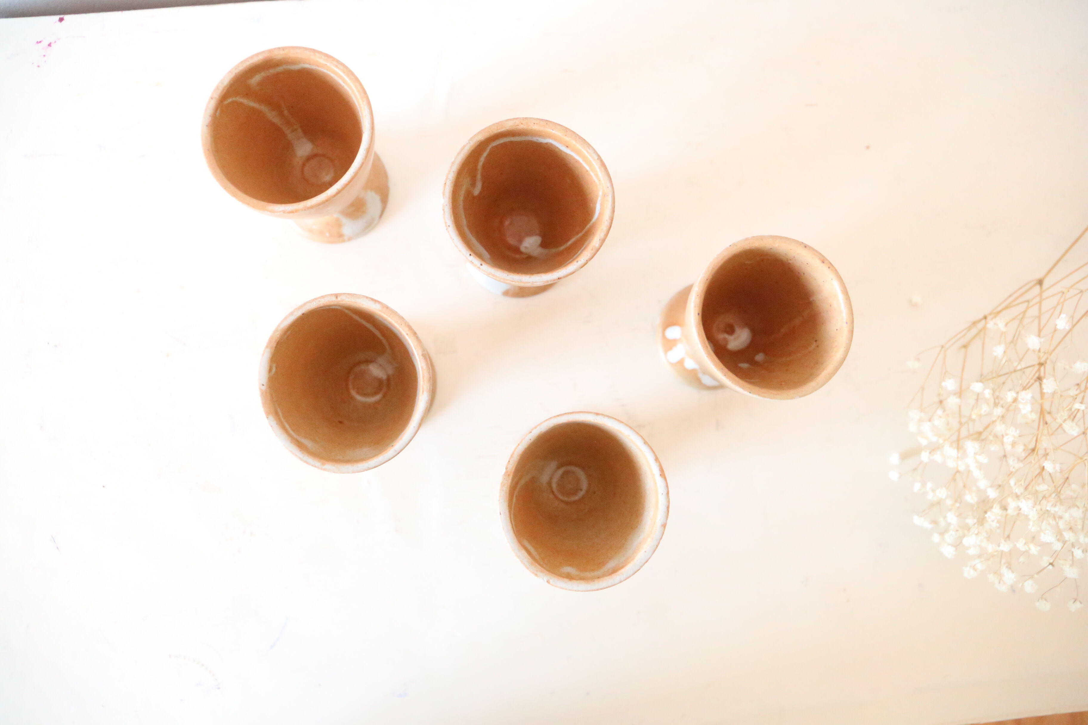 Set of 5 glasses on foot in sandstone, vintage