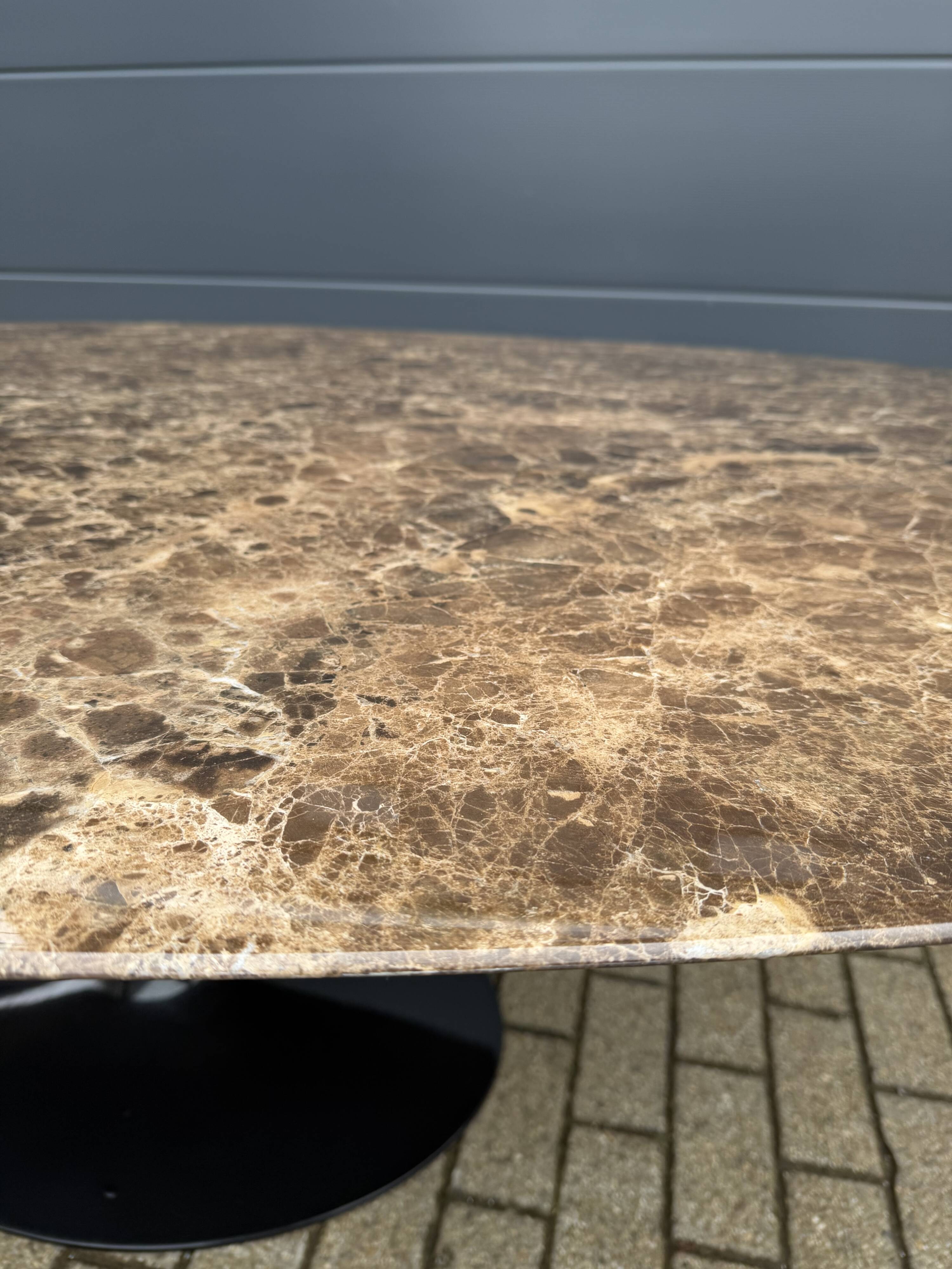 Original oval dining table Knoll Tulip (244cm) Emperador