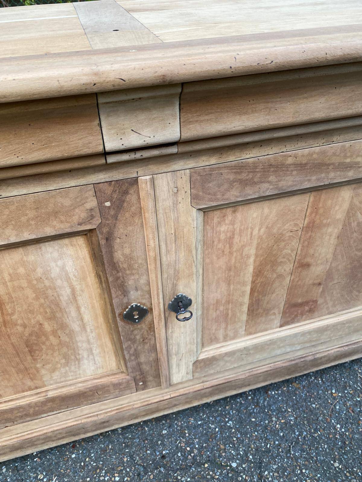 Restored solid wood buffet in the 18th-century Louis Philippe style, 180cm