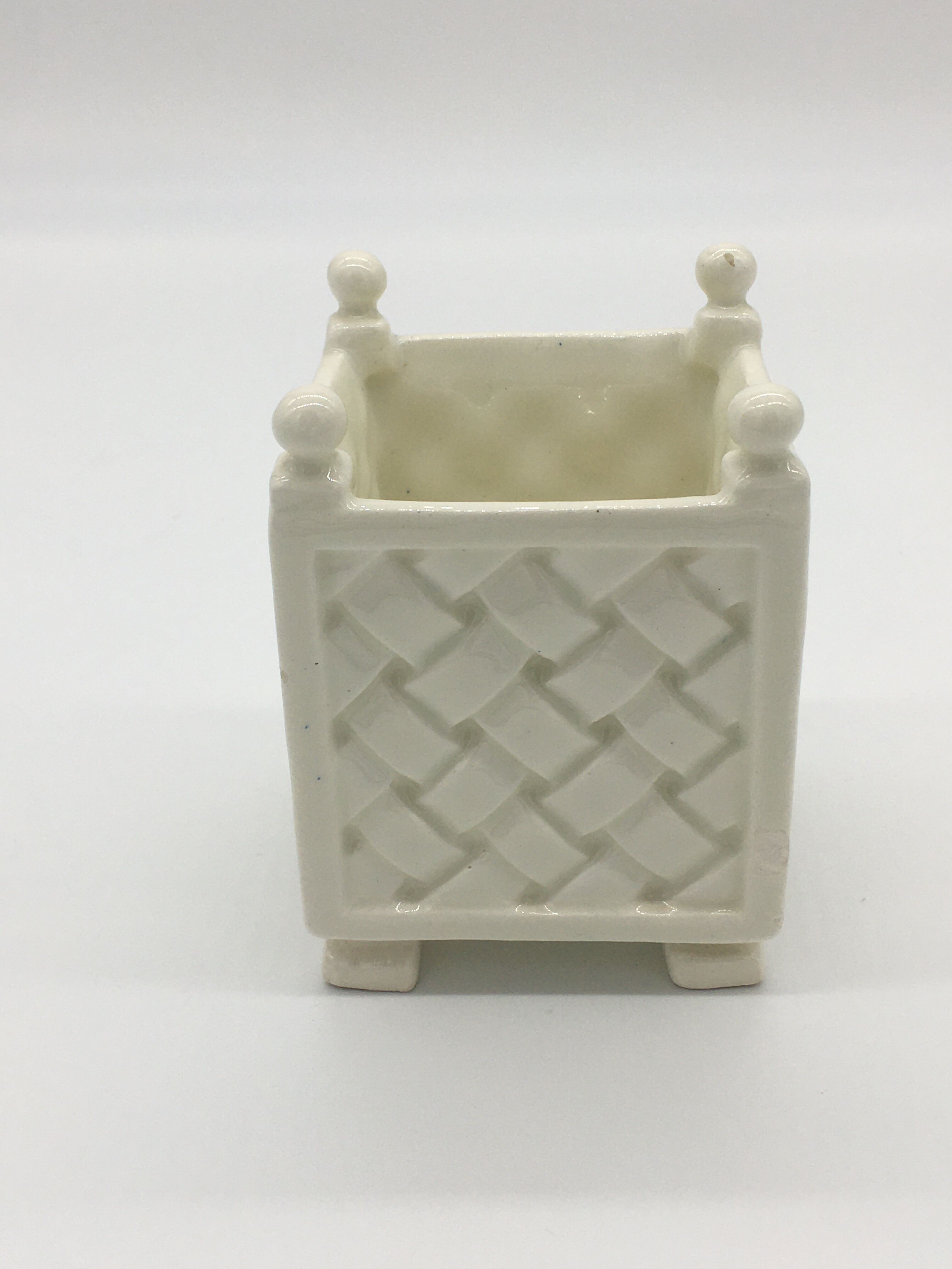 Cache pot “caisse oranger”
