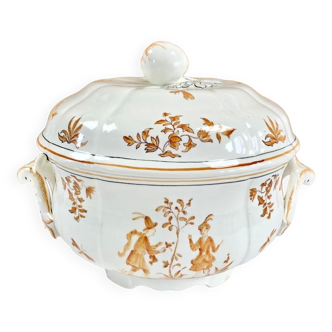 Old Longchamp vegetable tureen, Moustiers Olérys decor