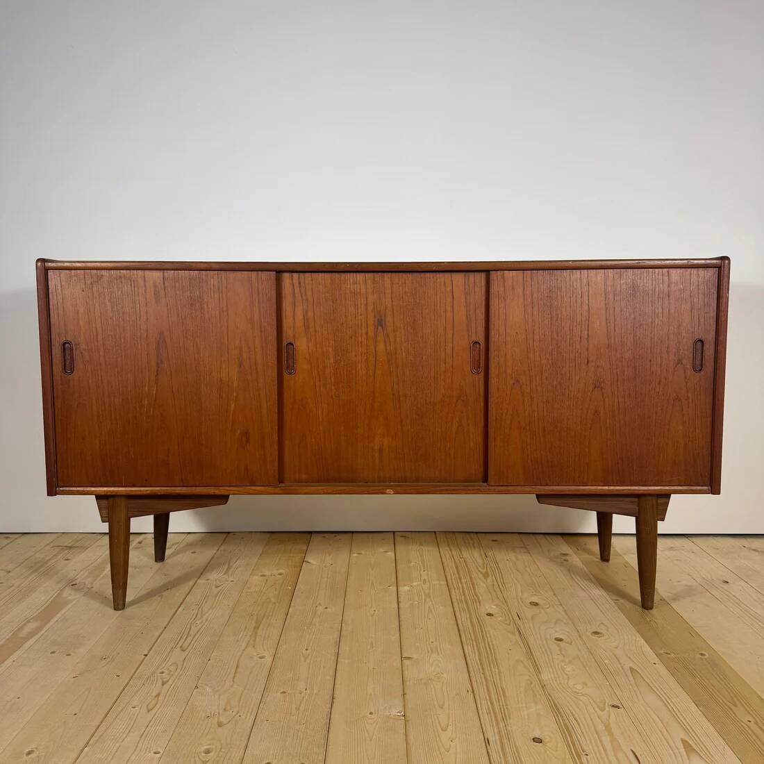 Teak sideboard with sliding doors – vintage Scandinavian design