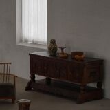 Danish baroque oak buffet from the early 18th century, carved details, 1700-1750.
