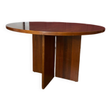 Table ronde en bois verni
