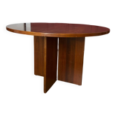 Table ronde en bois verni