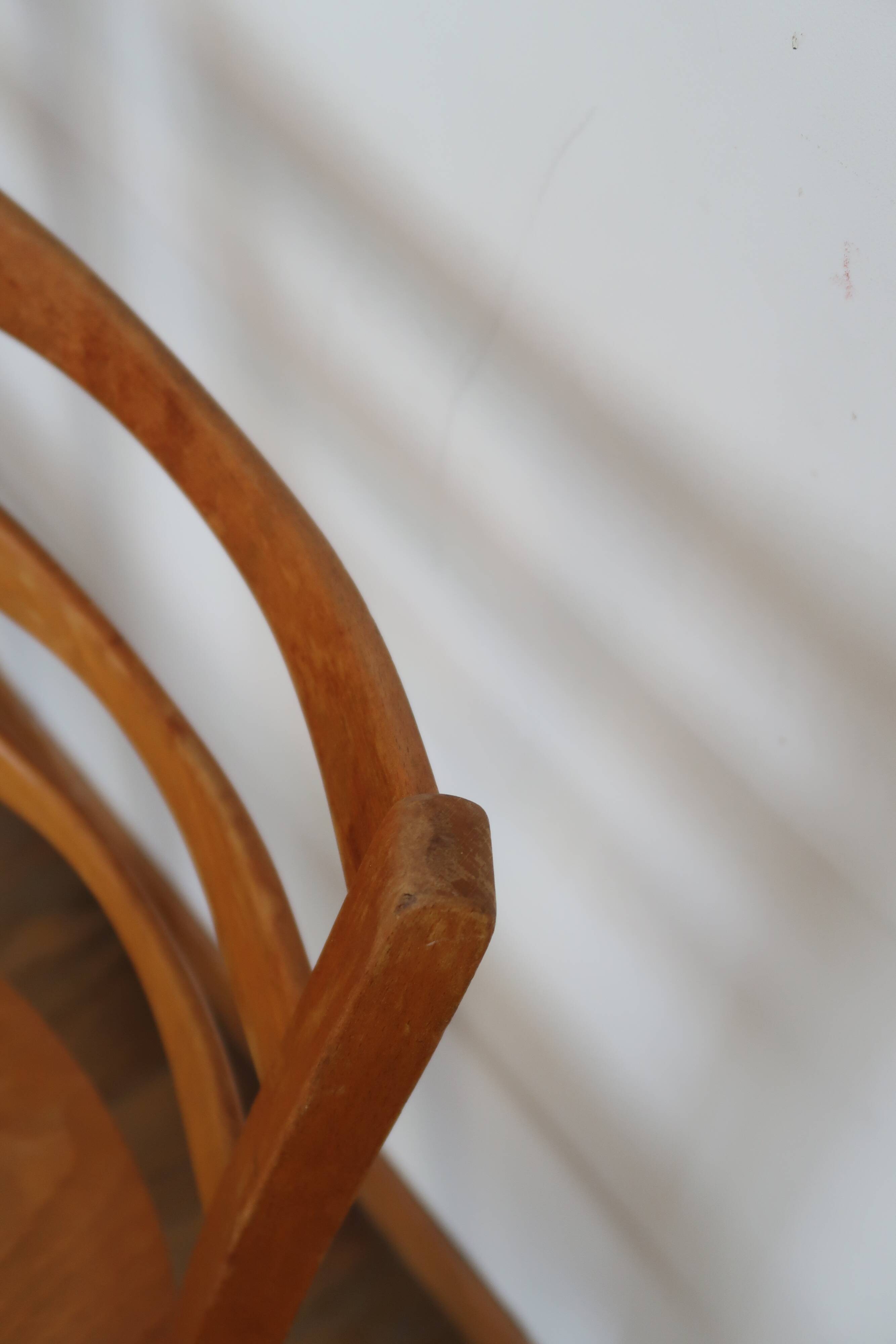 Paire de chaises bistrot scandinaves