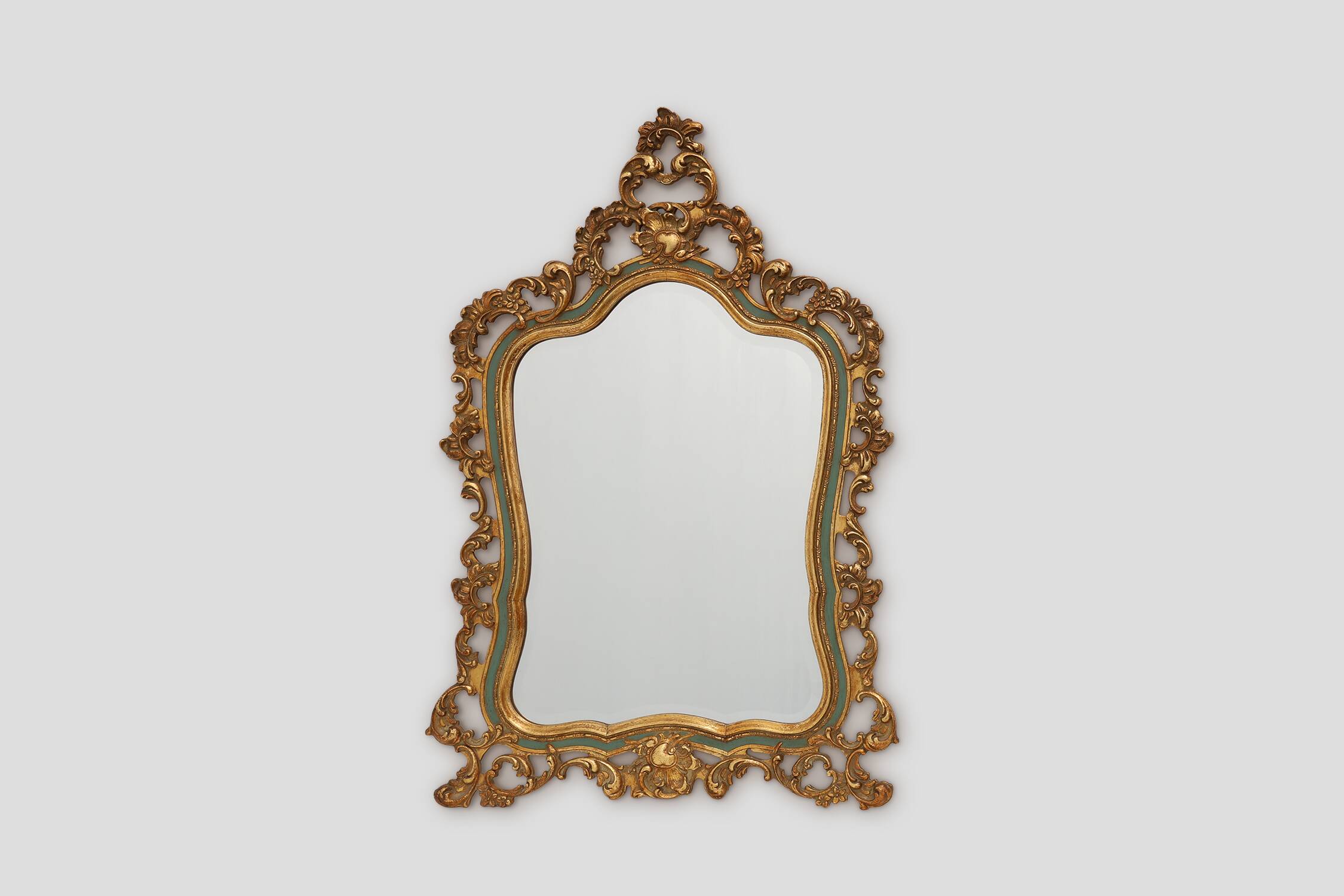 Belgian Louis XV Style Baroque Gilt Mirror with “Knitter-Duro Brevete” Labe