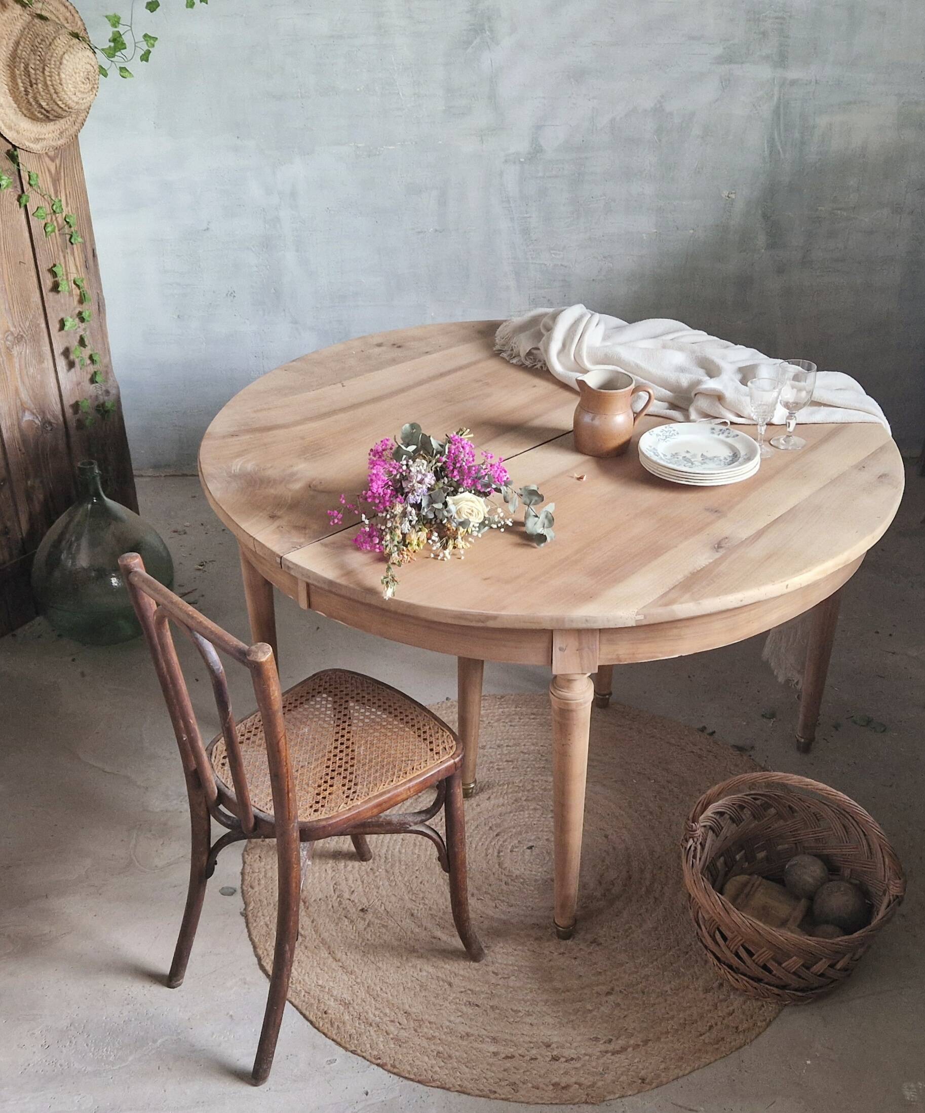 antique extendable table