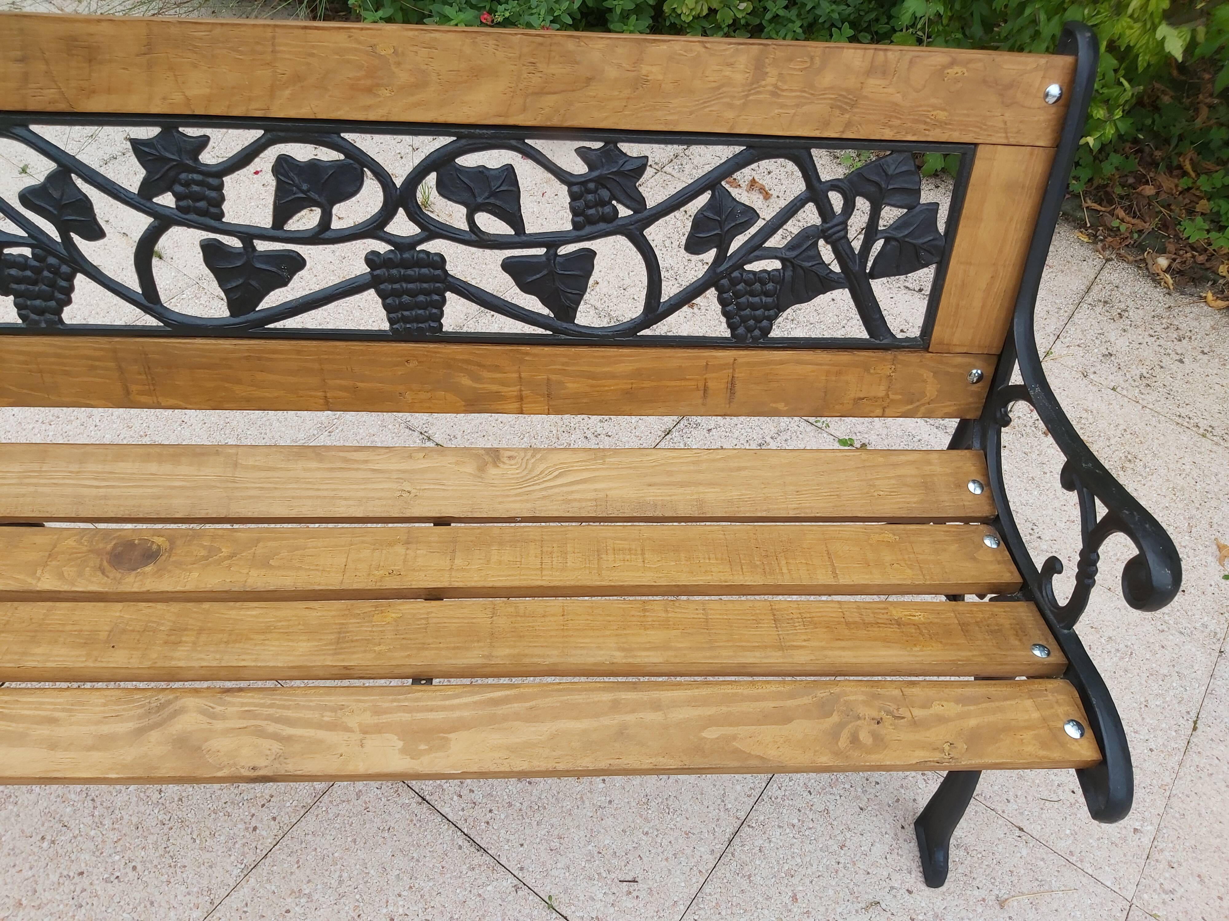Garden bench