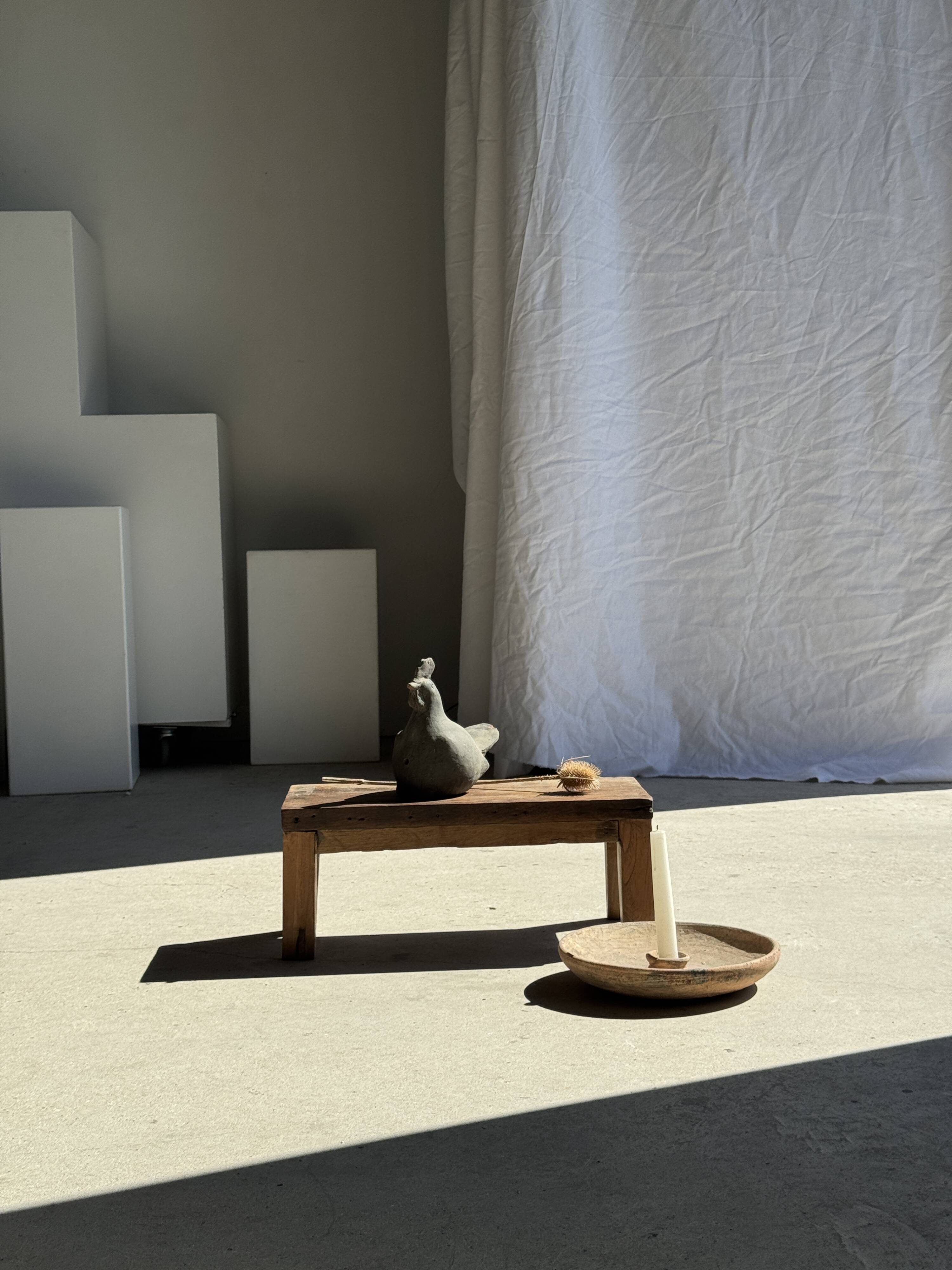 Petite poule en terre cuite, travail artisanal indonésien ancien H18