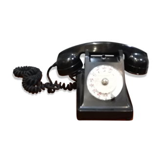 Telephone black bakelite
