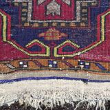 Tapis ancien fait main vintage