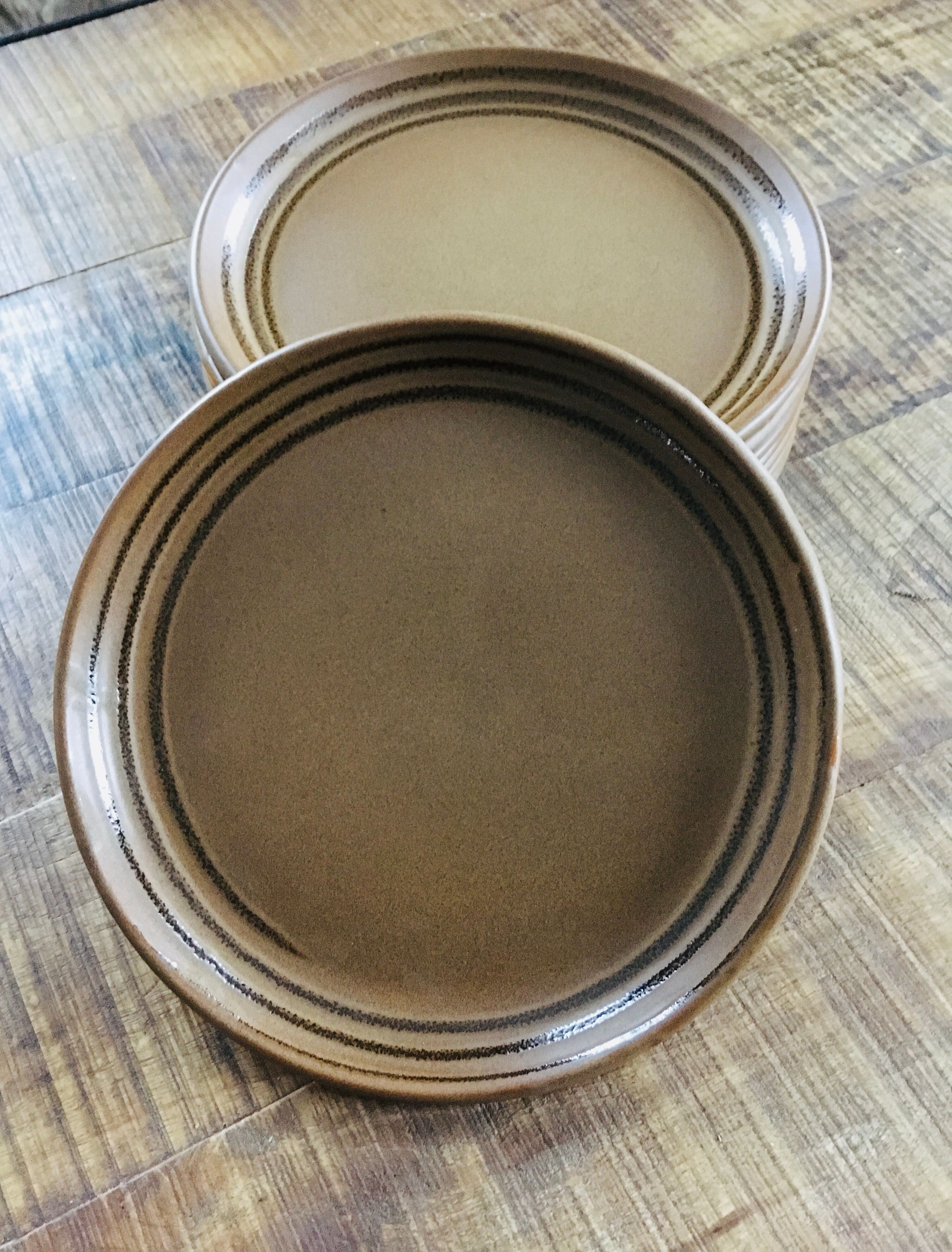 8 flat plates sandstone Sarreguemines collection art workshop 70s