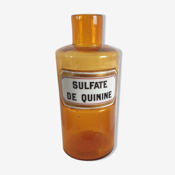 Pot de pharmacie sulfate de quinine