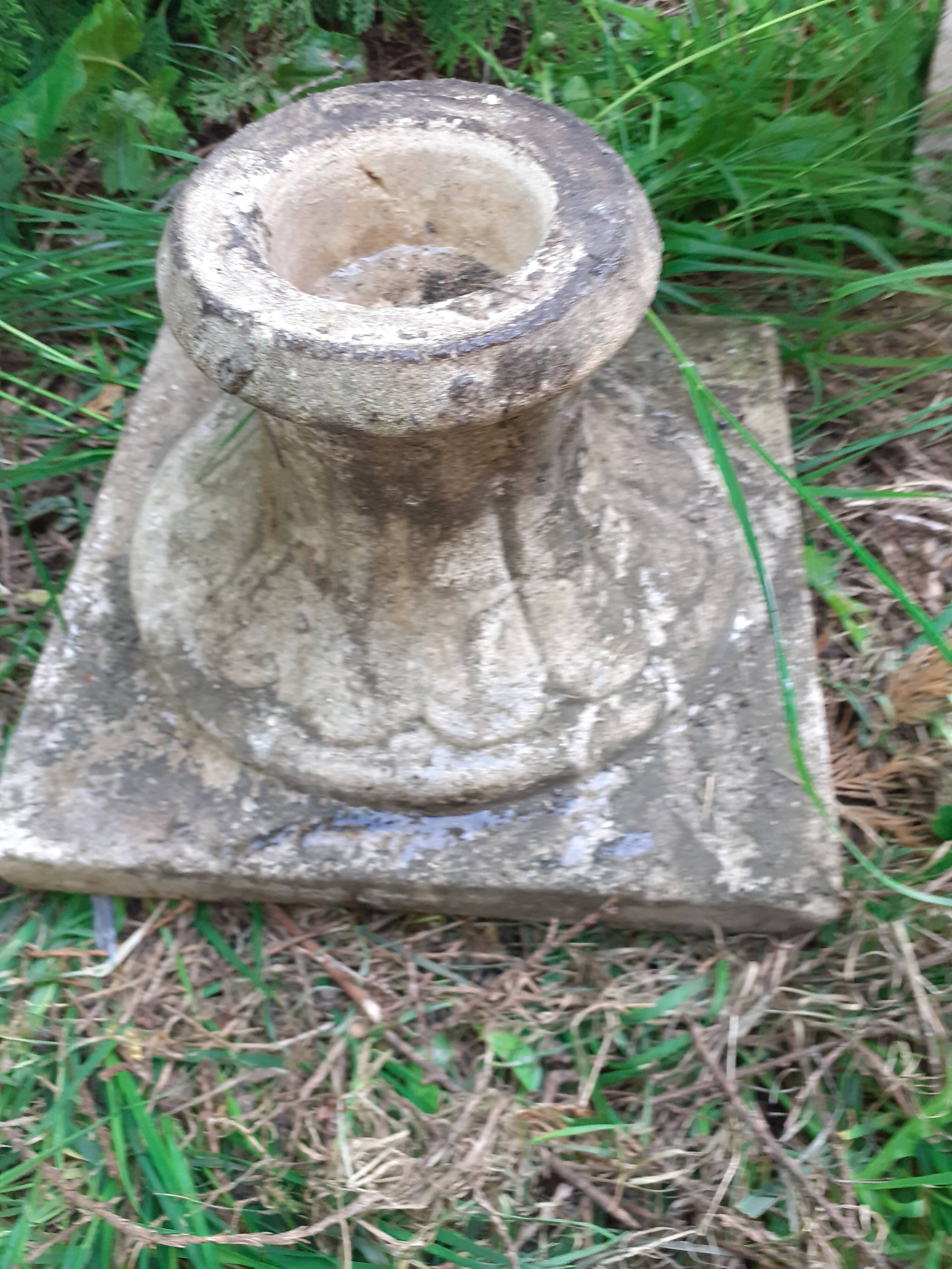 Pair of stone planter medicis